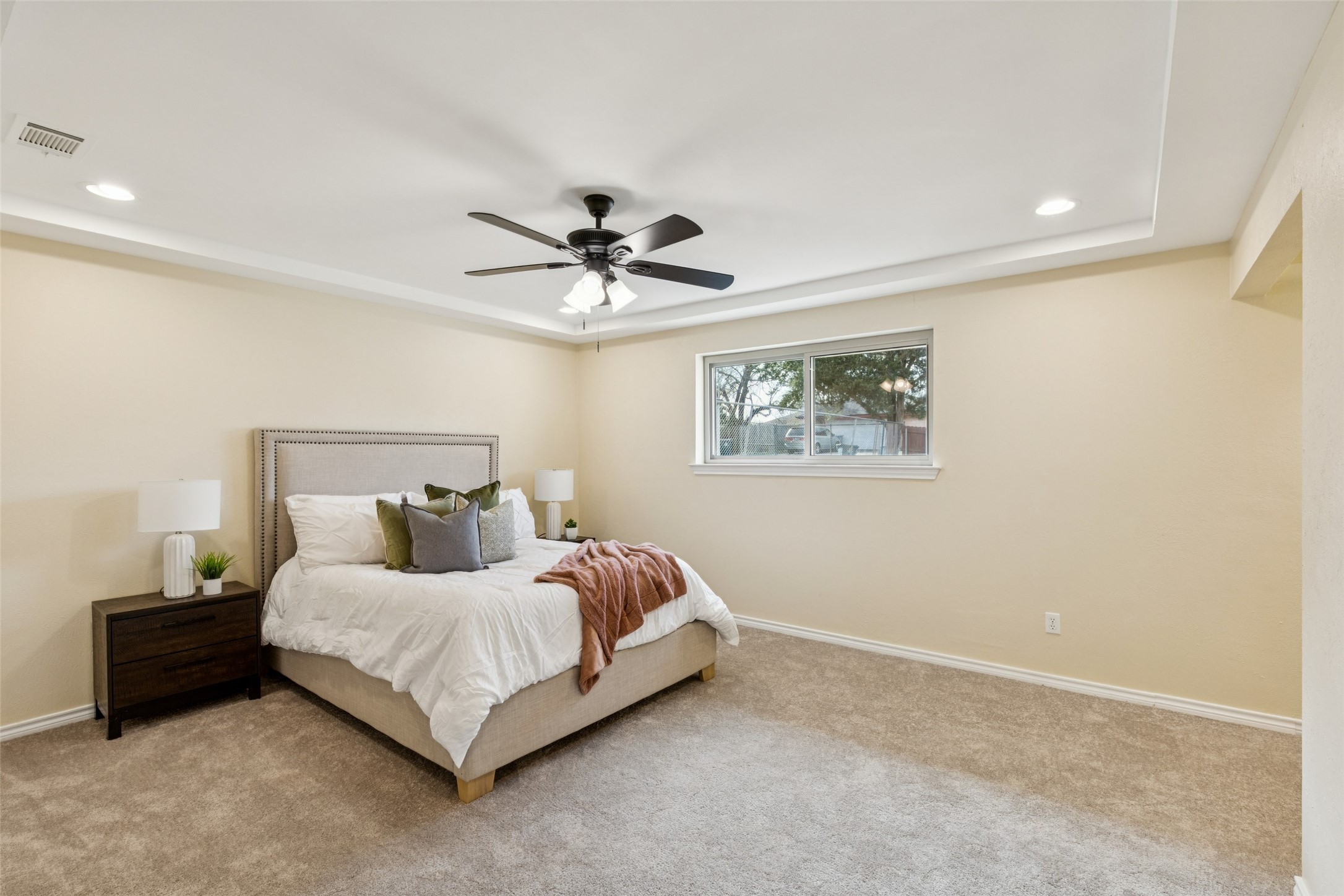 133 N Crestwood Boulevard