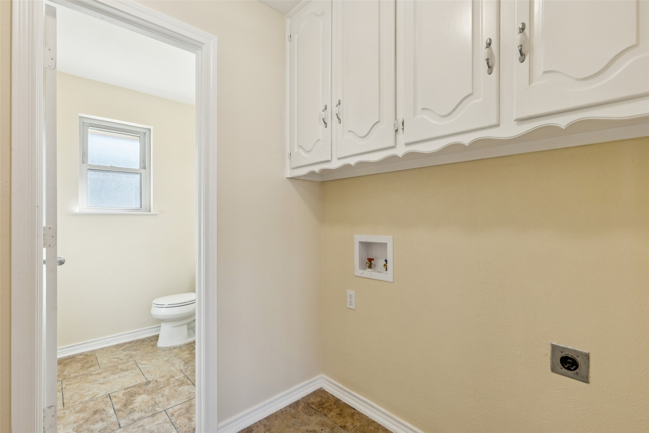 133 N Crestwood Boulevard