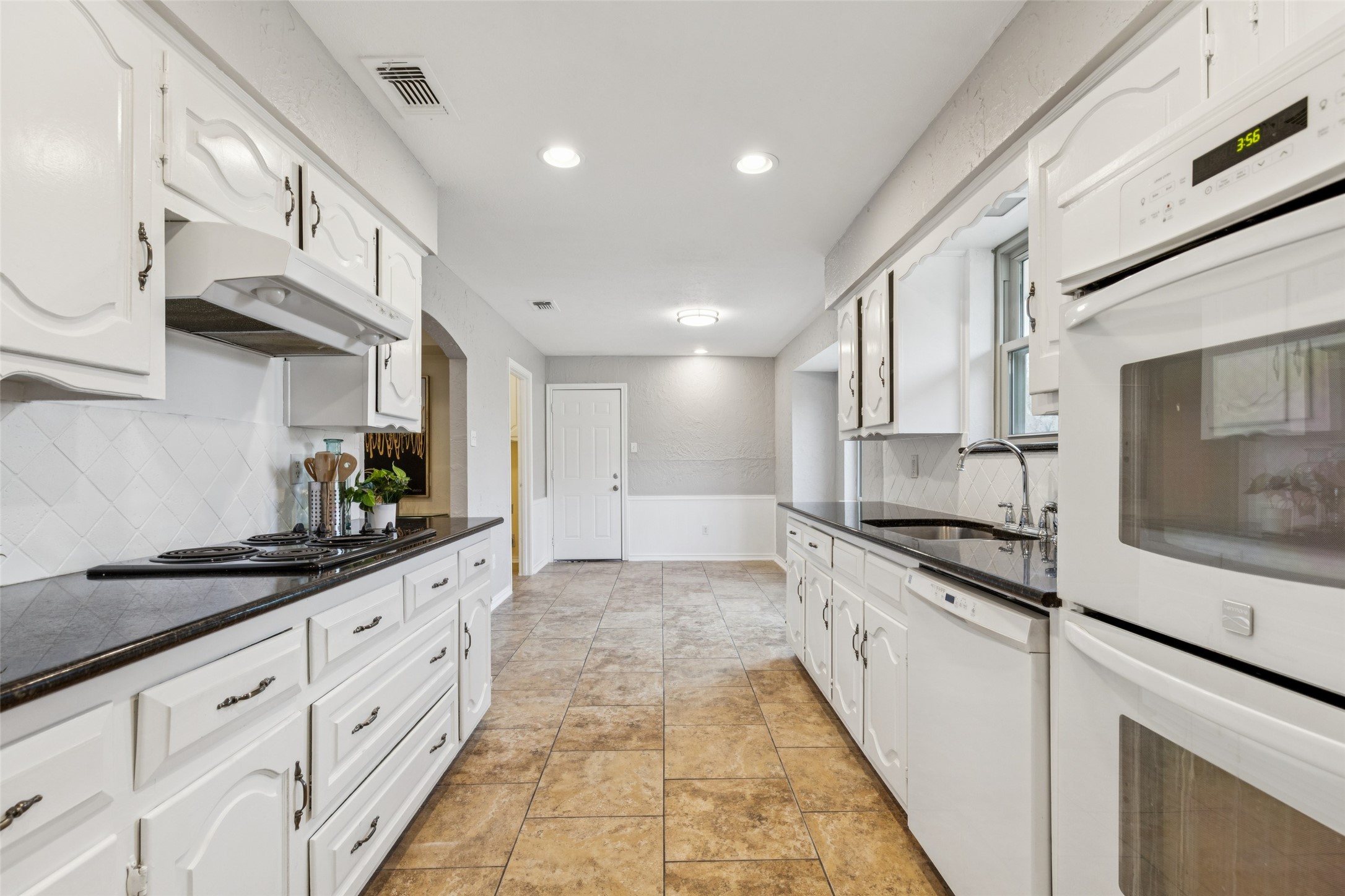 133 N Crestwood Boulevard