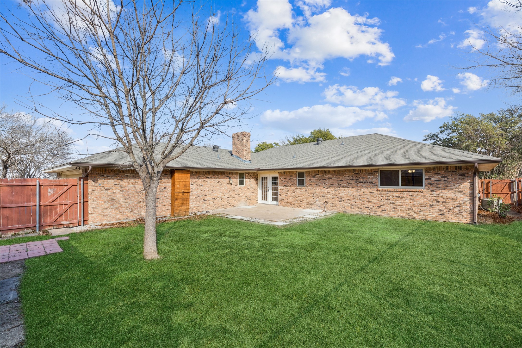 133 N Crestwood Boulevard