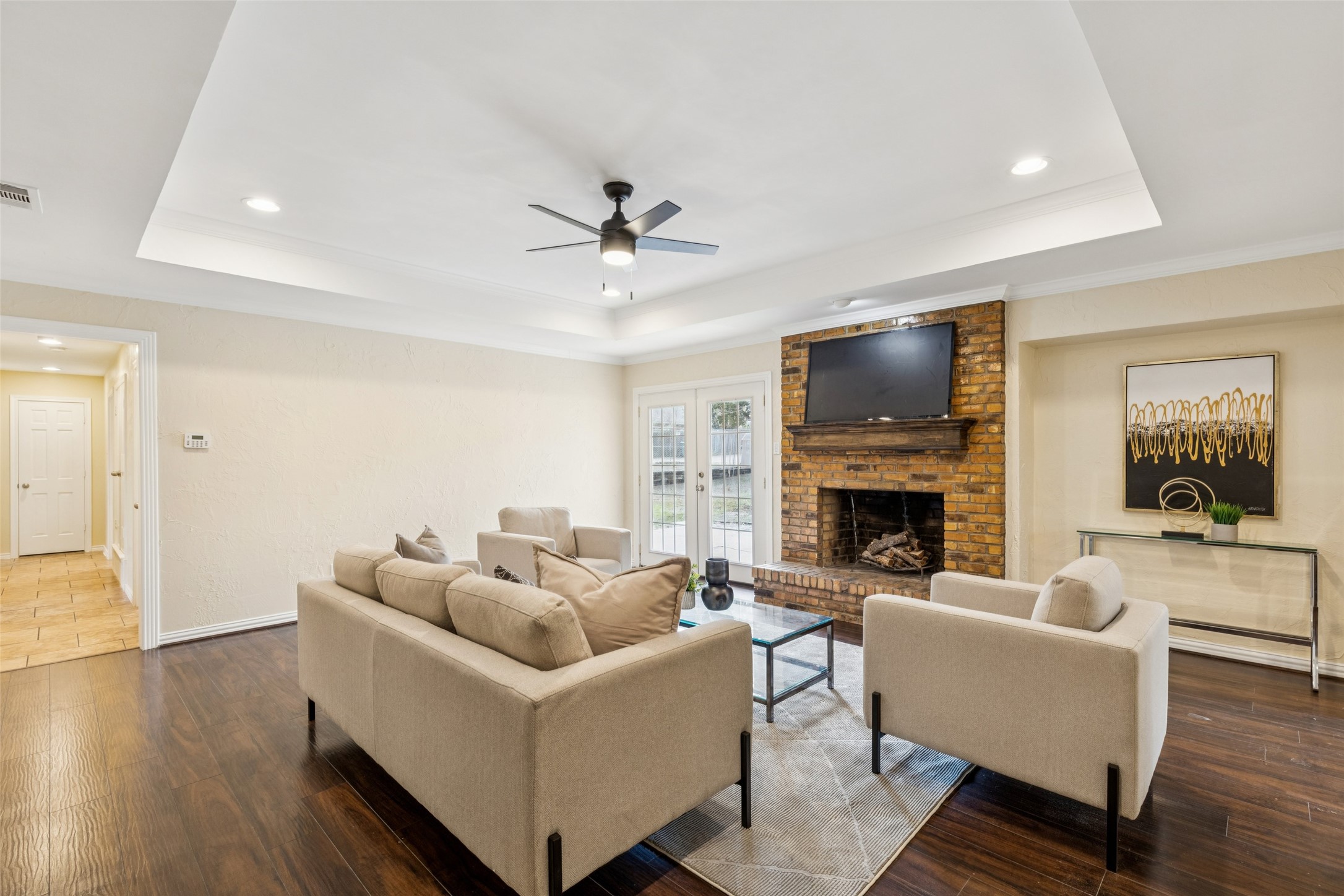 133 N Crestwood Boulevard