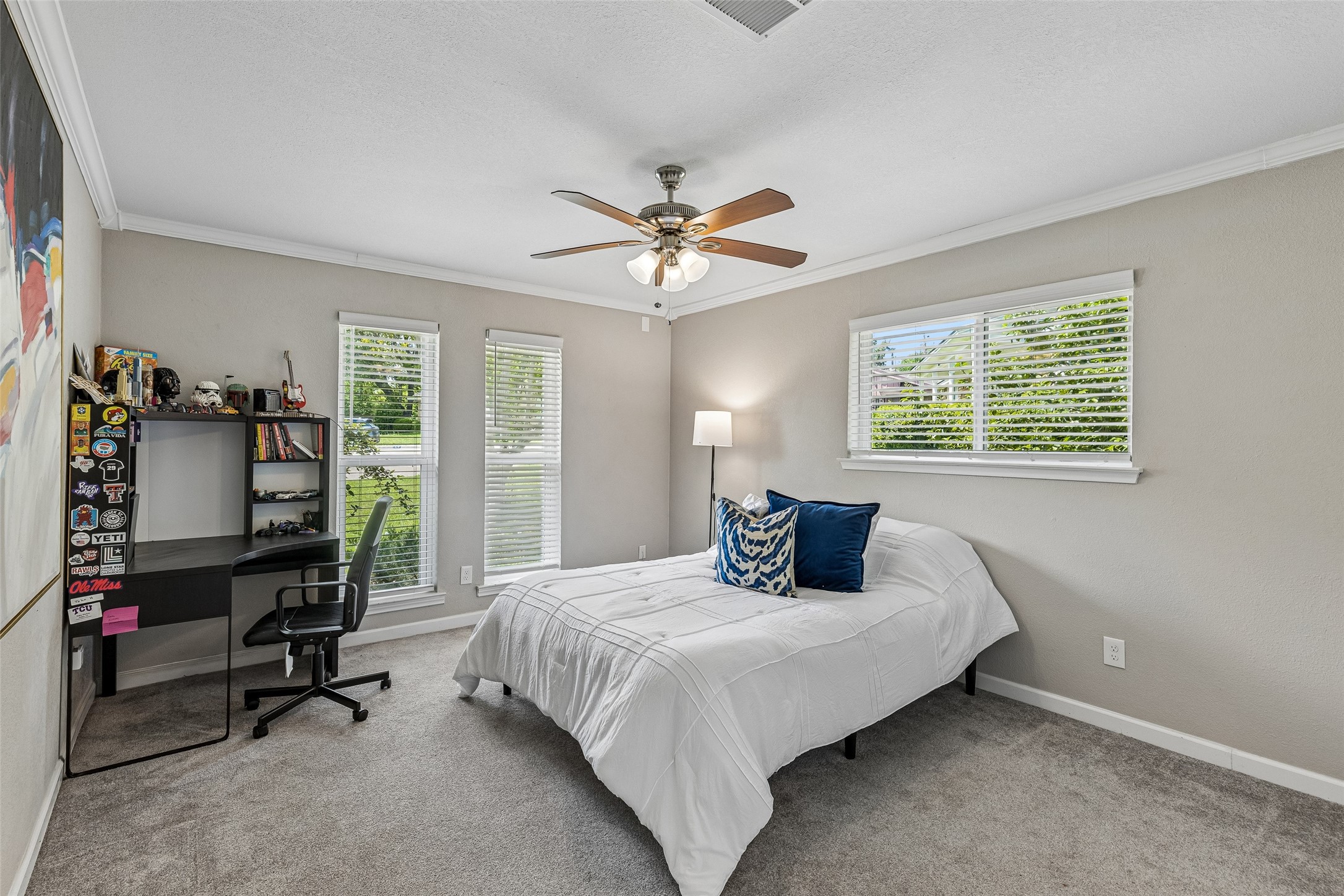 605 Meadow Heath Circle