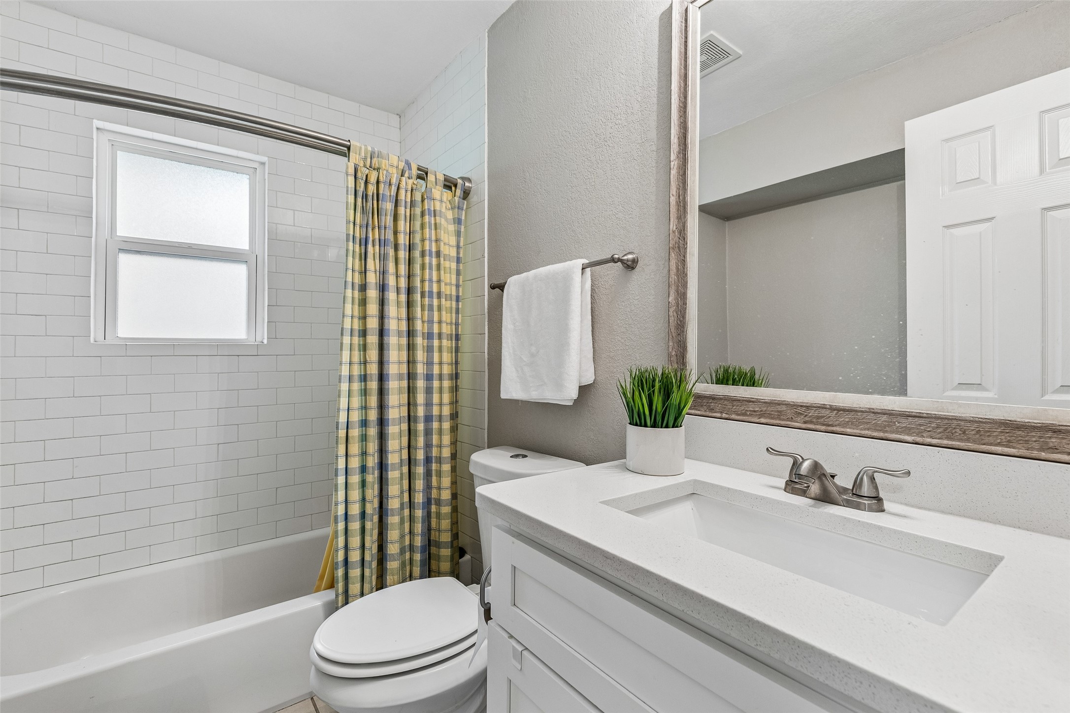 605 Meadow Heath Circle