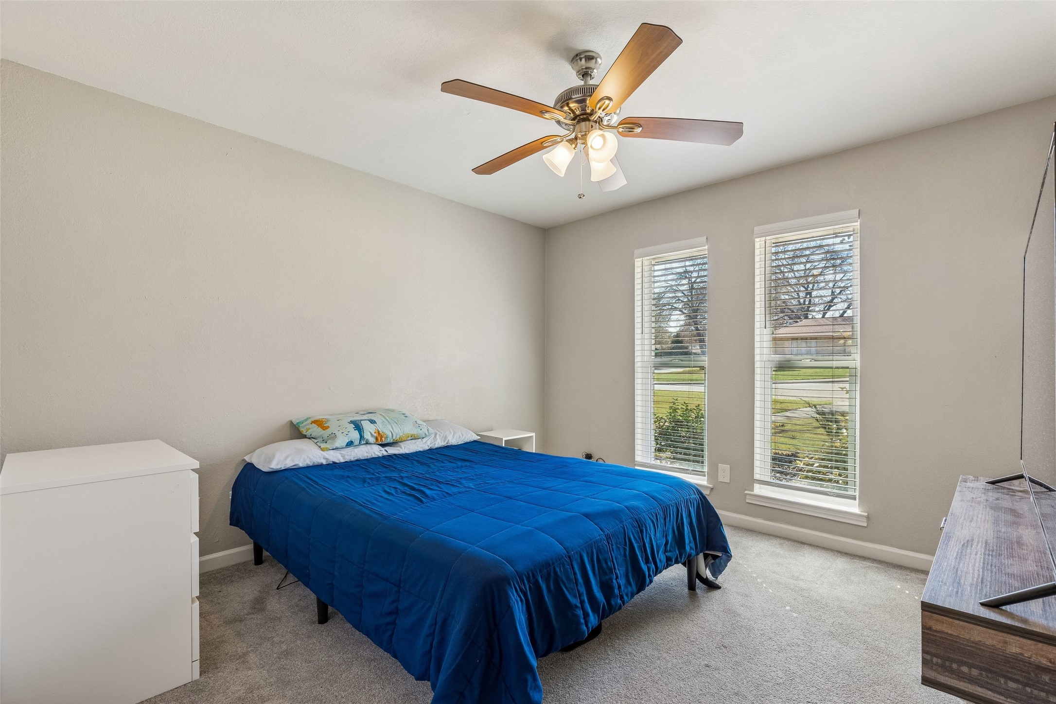 605 Meadow Heath Circle