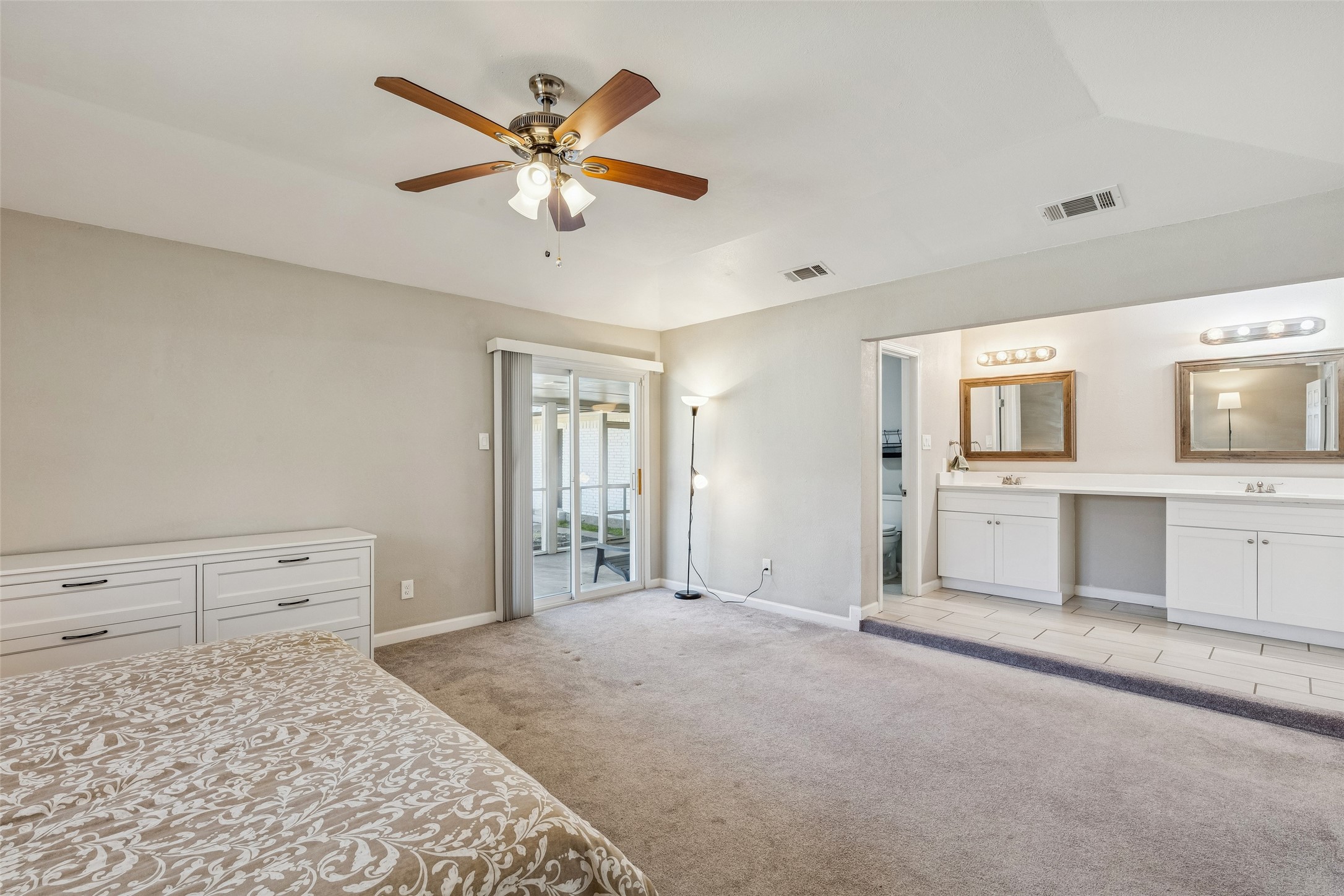 605 Meadow Heath Circle