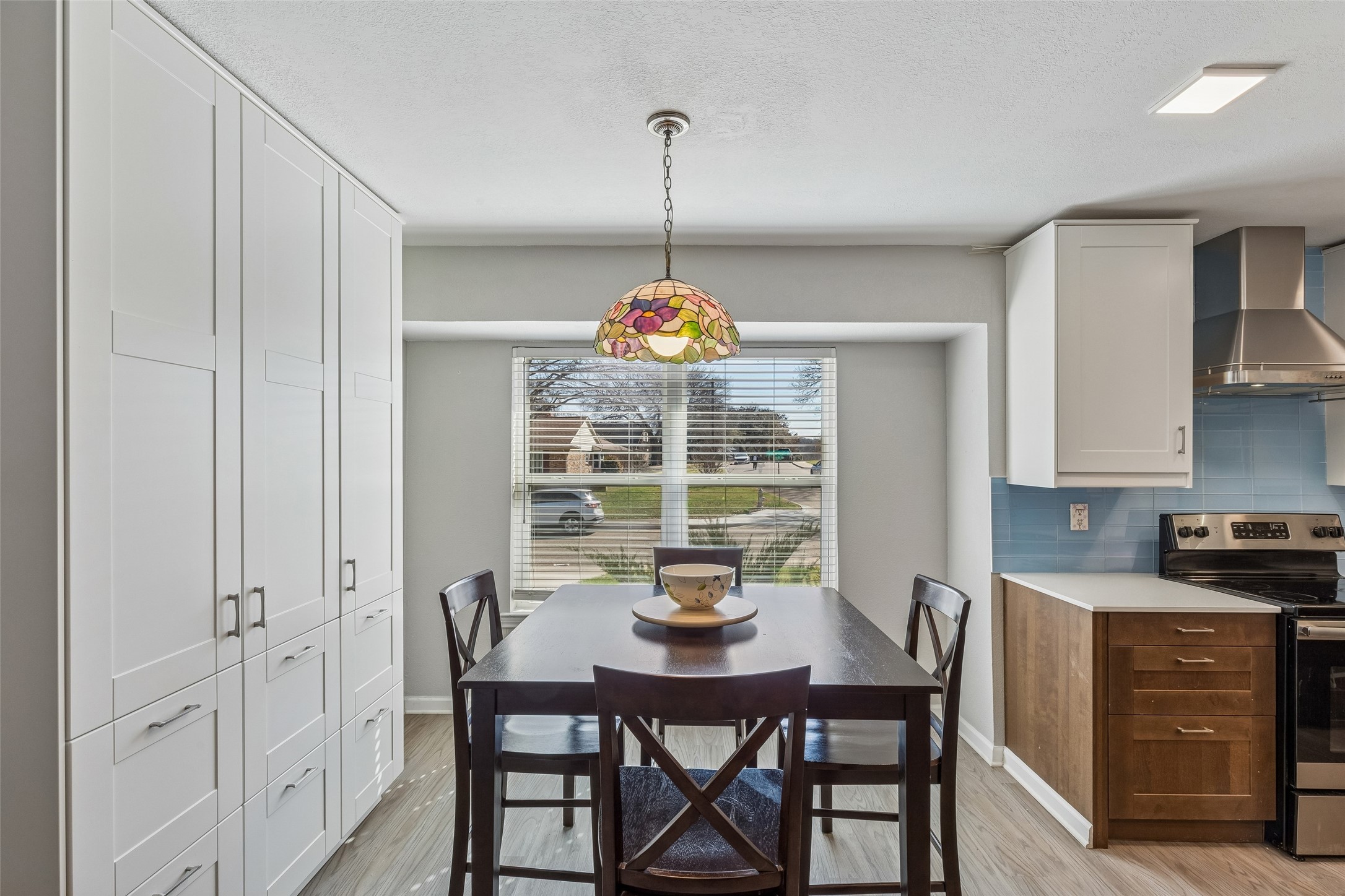 605 Meadow Heath Circle