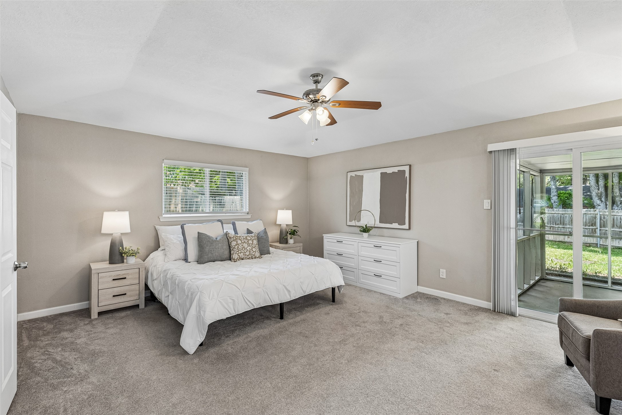 605 Meadow Heath Circle