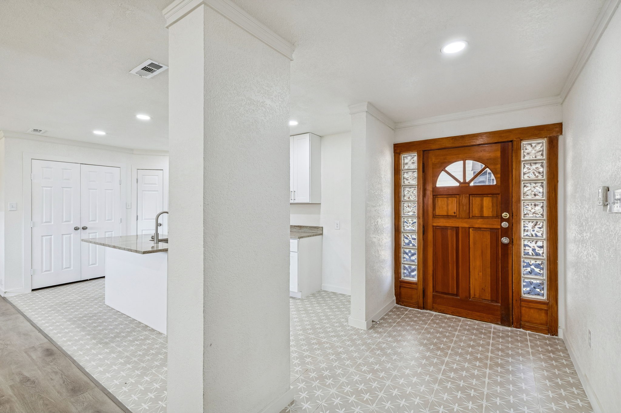 1426 Cape Cod Drive