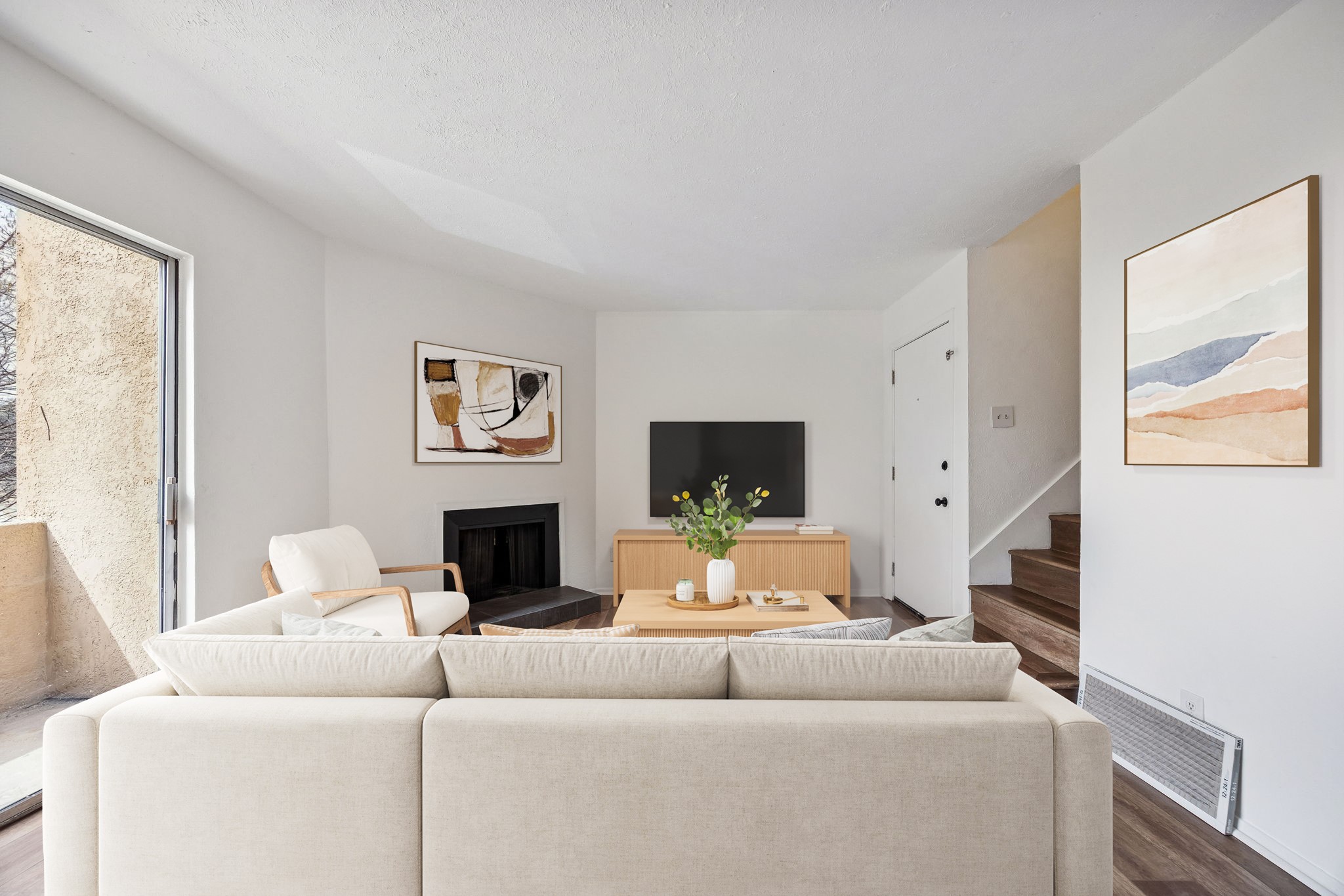 4044 Buena Vista Street 205