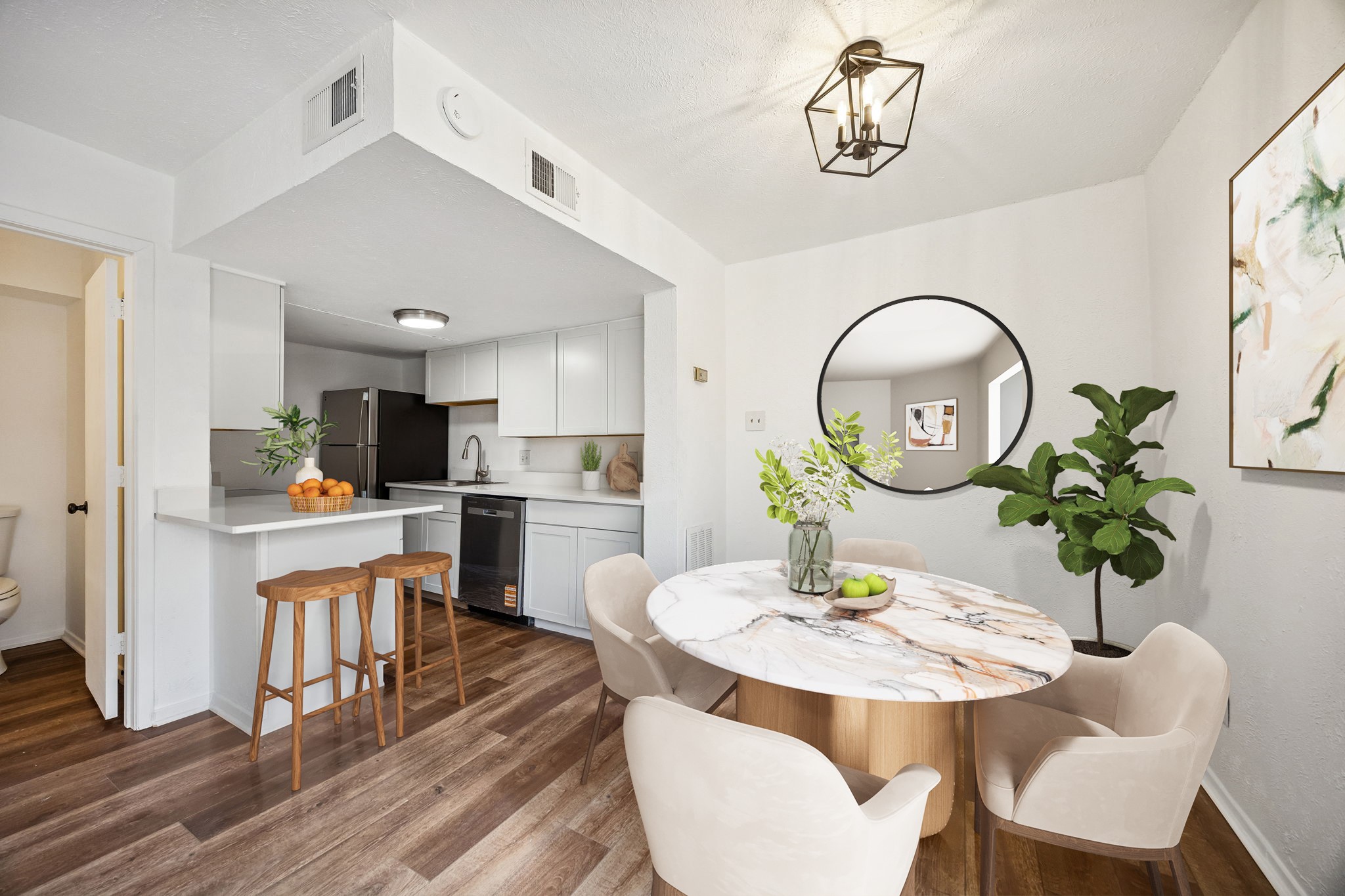 4044 Buena Vista Street 205