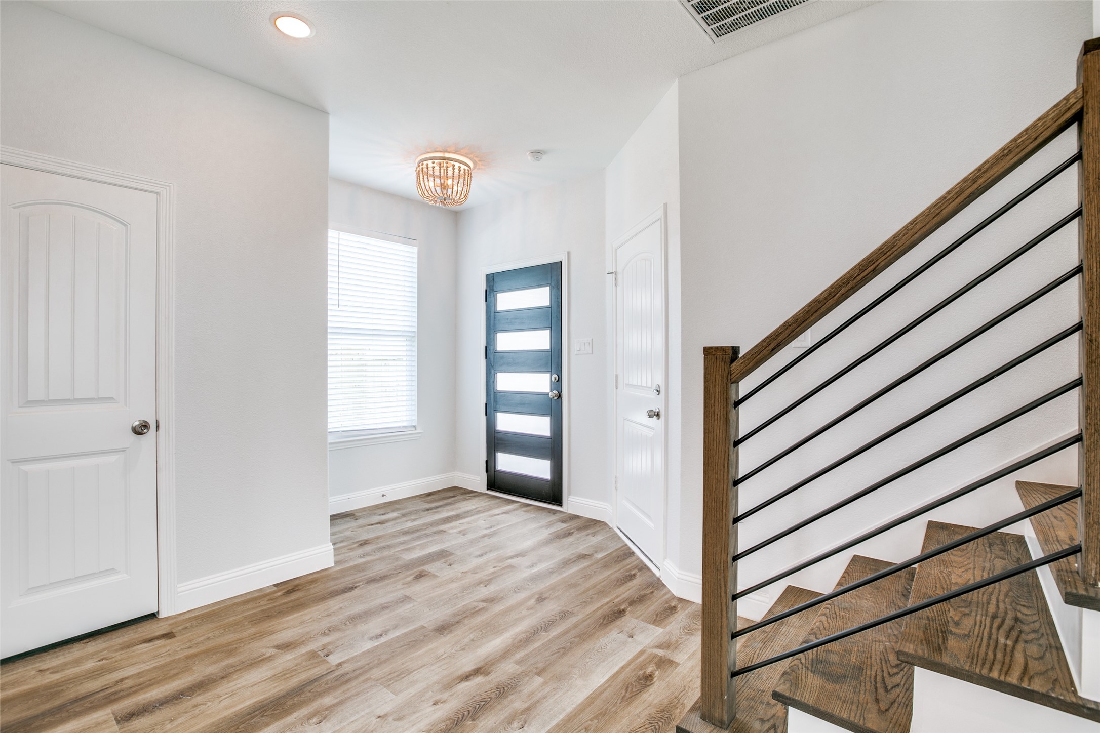 3105 Chihuahua Avenue