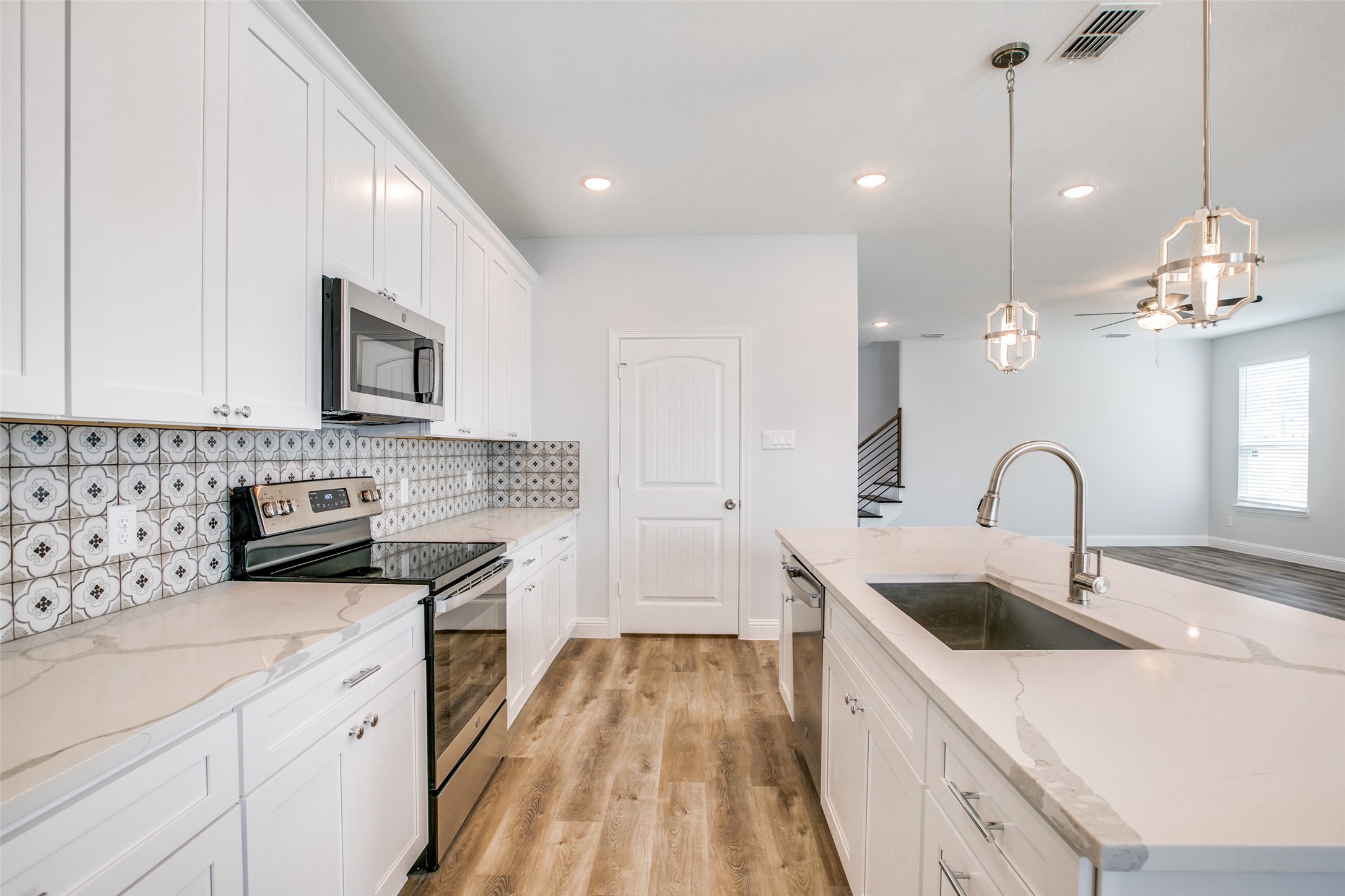 3105 Chihuahua Avenue