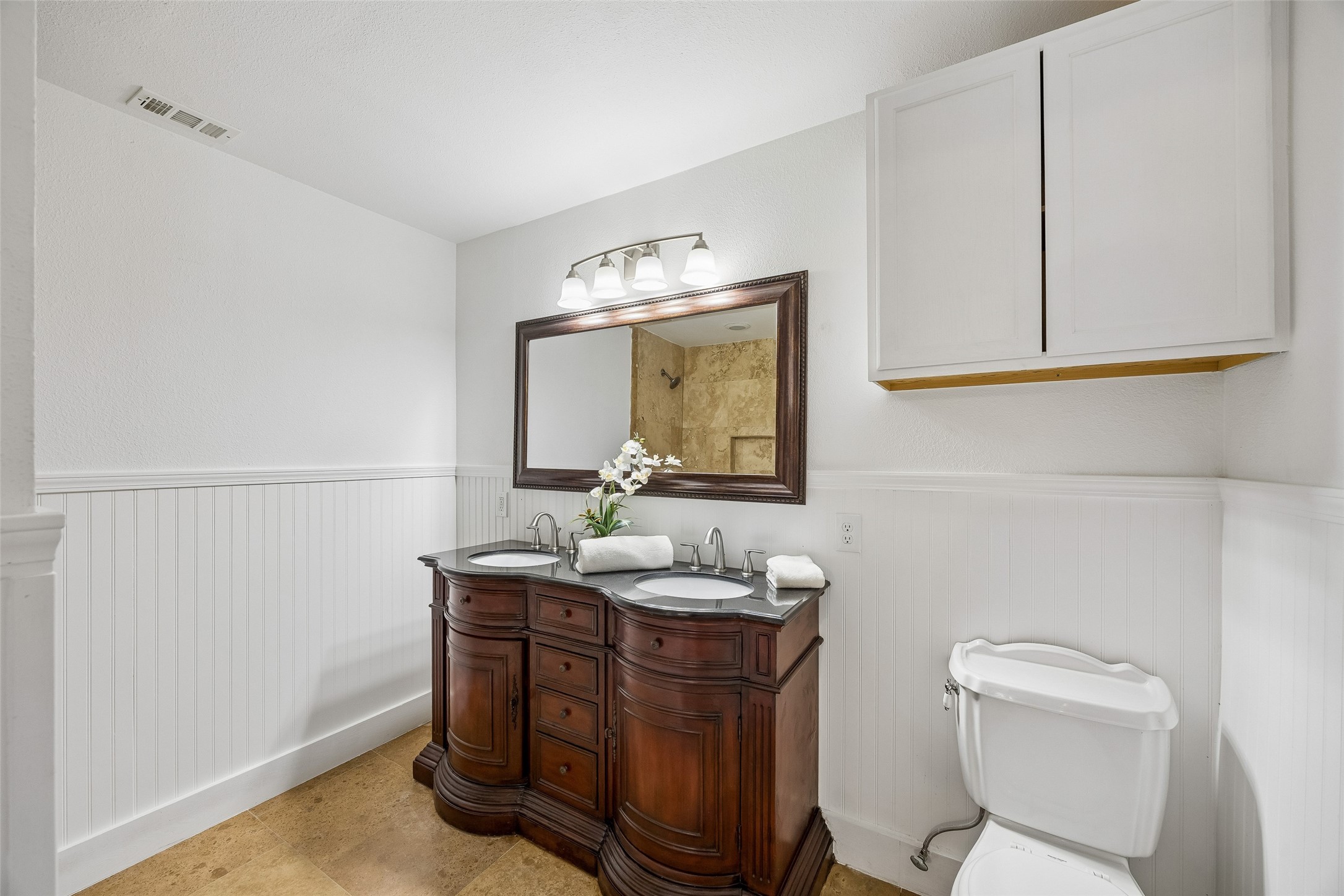 3335 Burlingdell Avenue