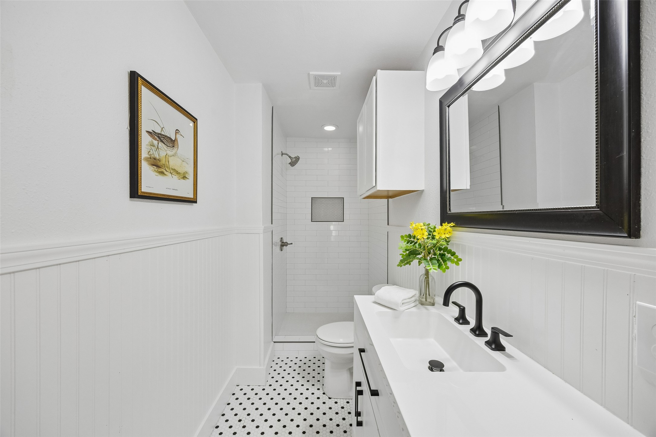 3335 Burlingdell Avenue