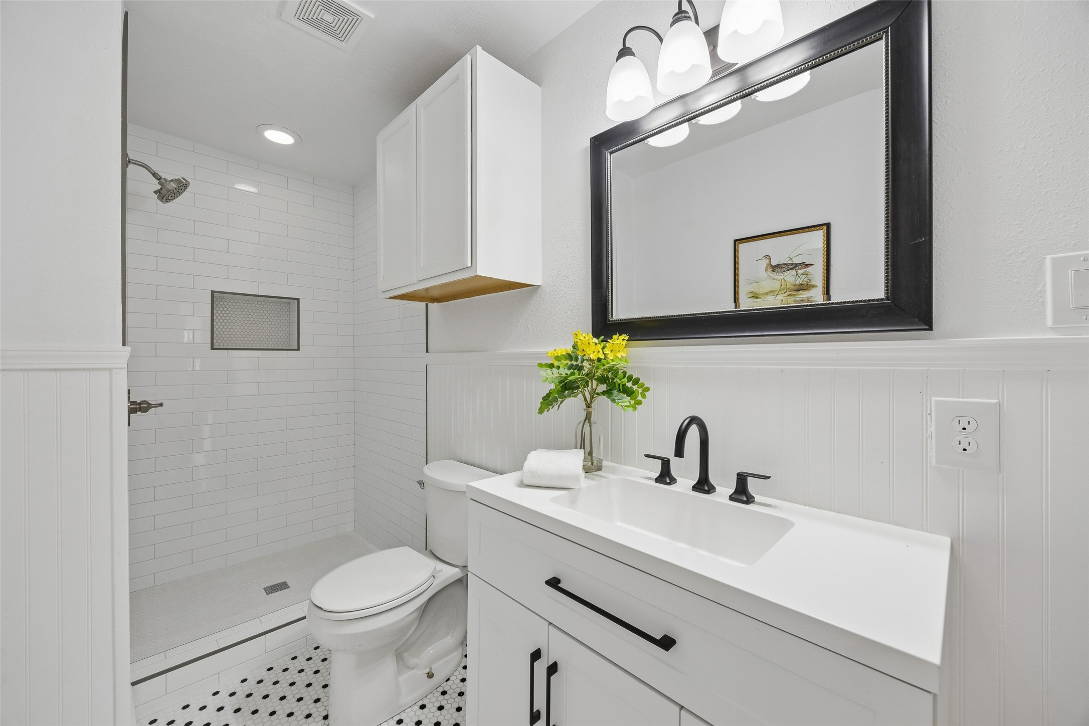 3335 Burlingdell Avenue