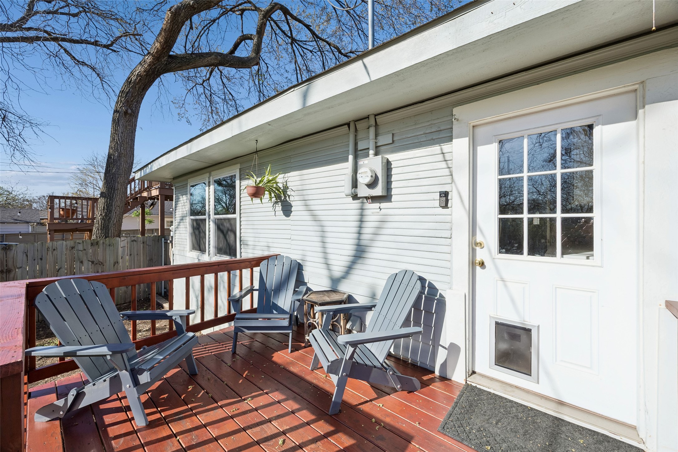 728 N Winnetka Avenue