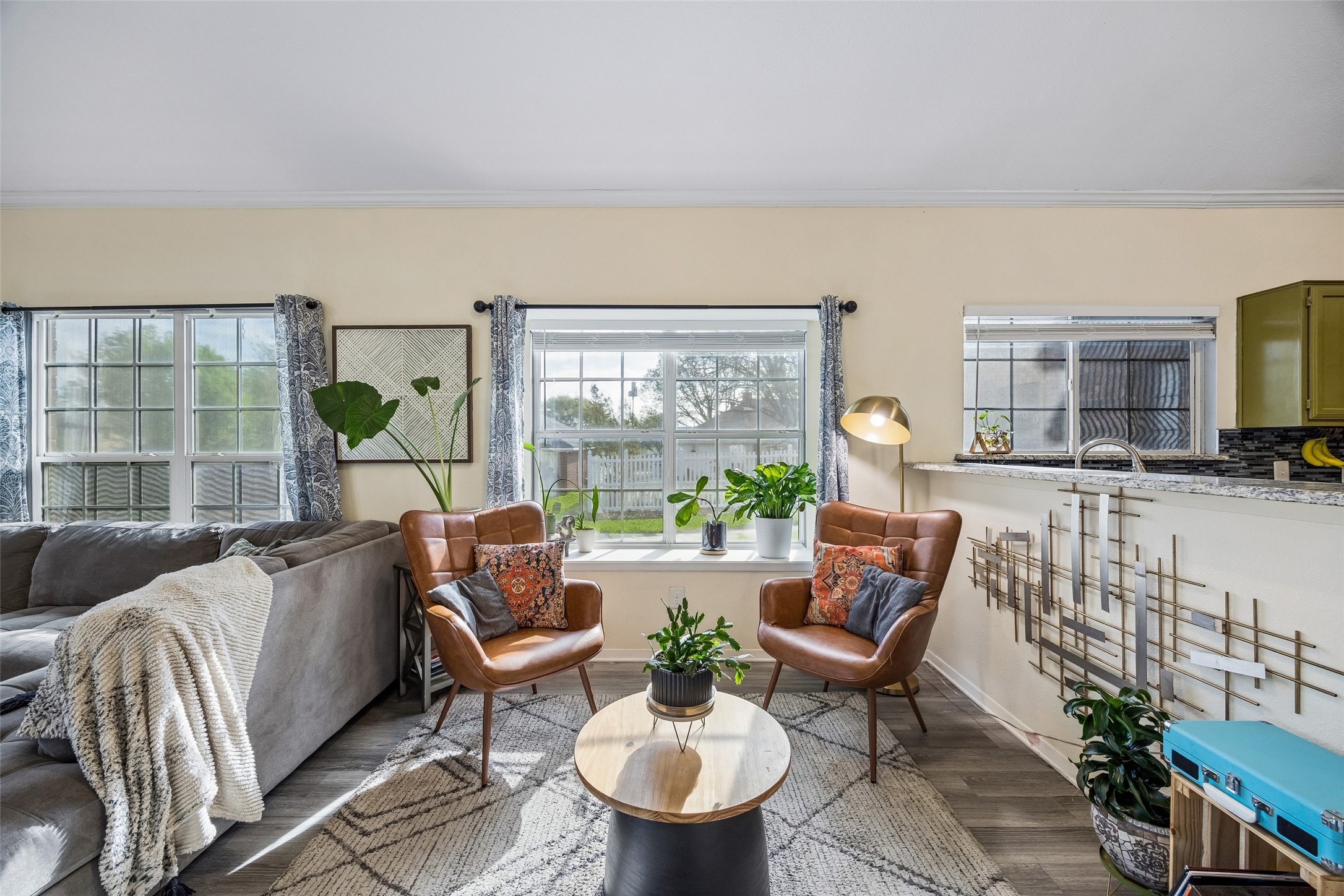 702 Cresent Drive