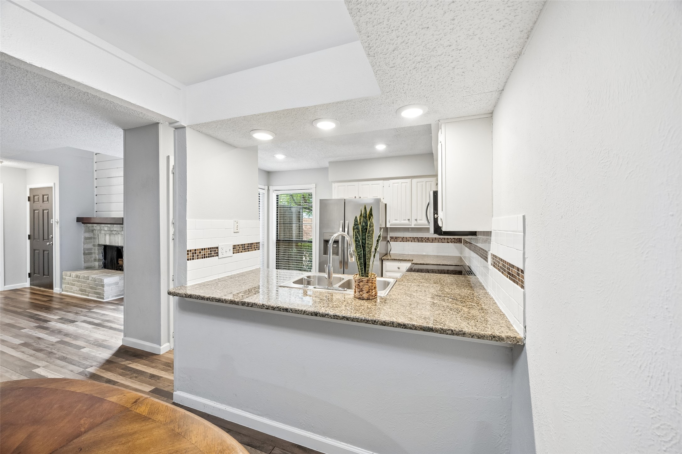 333 Melrose Drive 22C