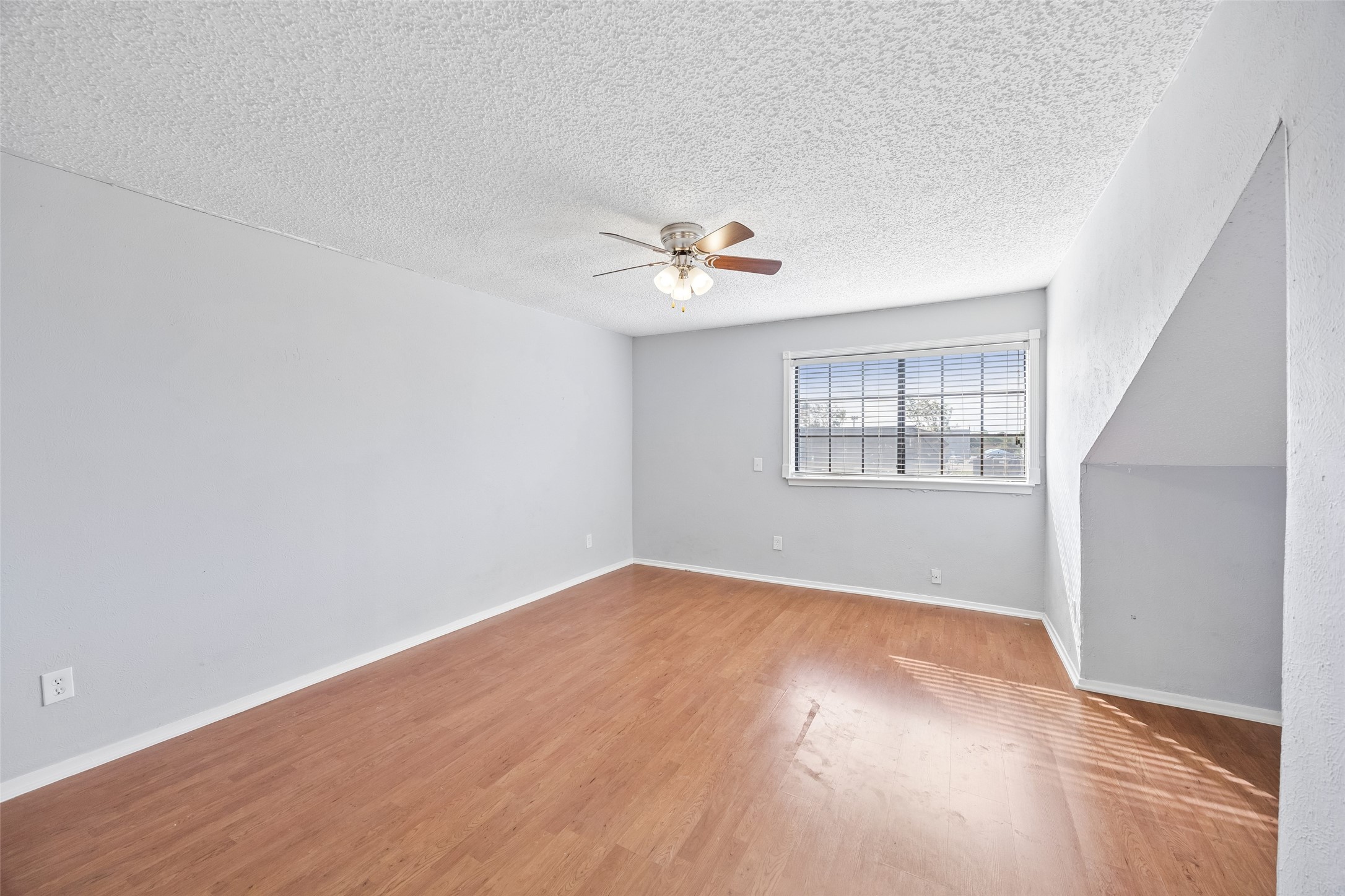 333 Melrose Drive 22C