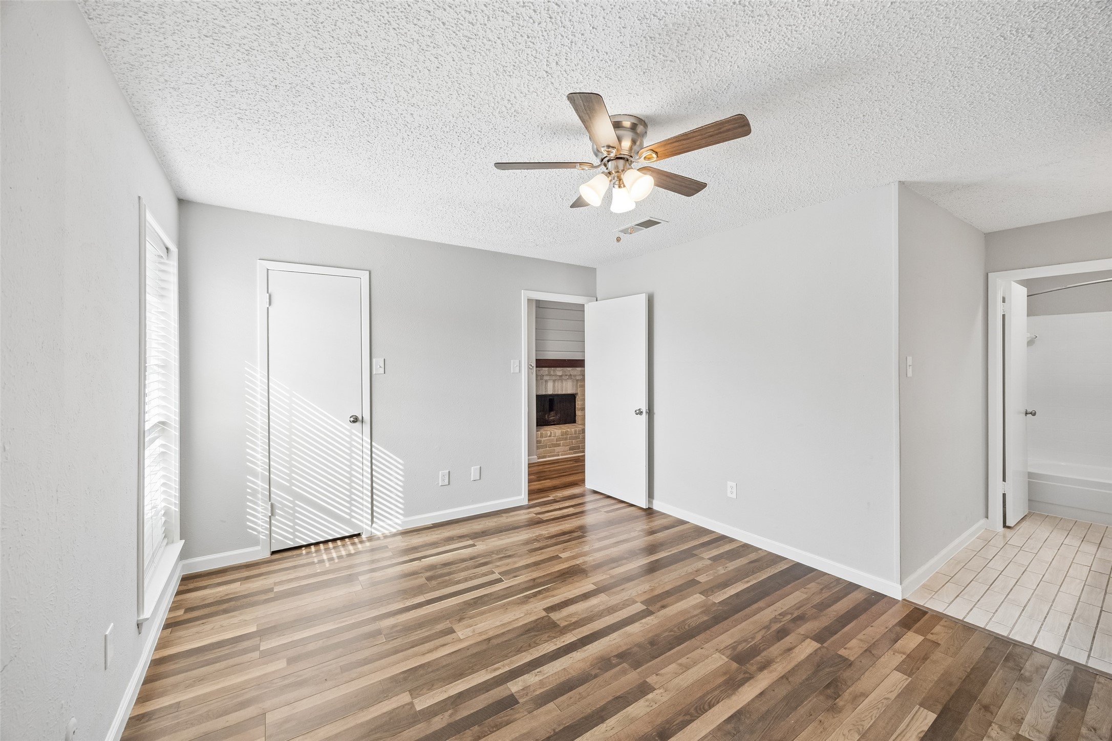 333 Melrose Drive 22C