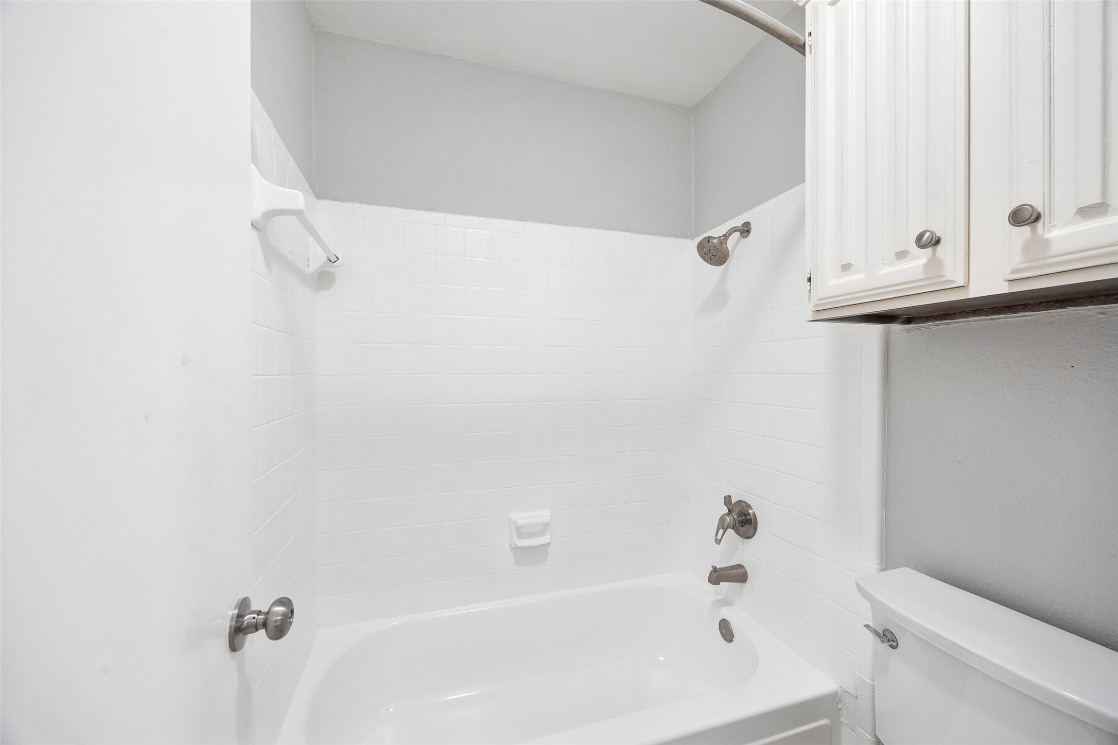 333 Melrose Drive 22C