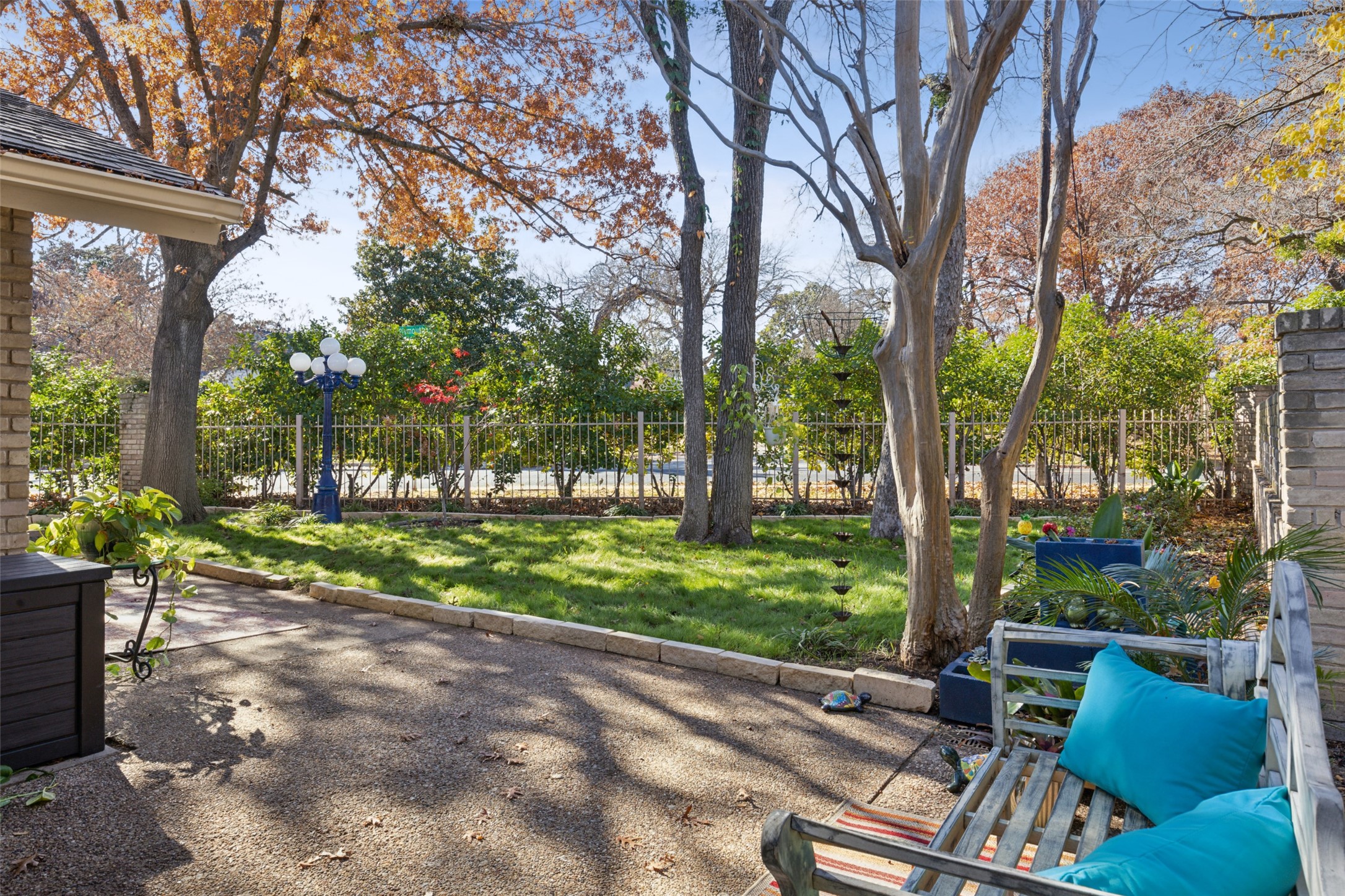 1207 Middlebrook Place