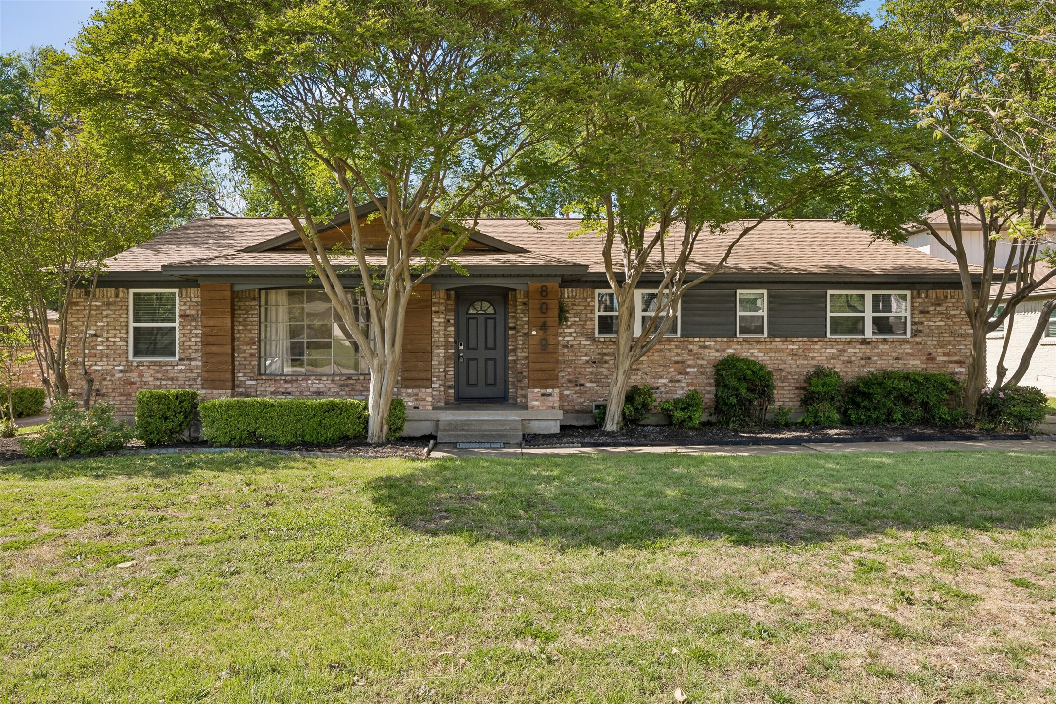 8049 Woodhue Road