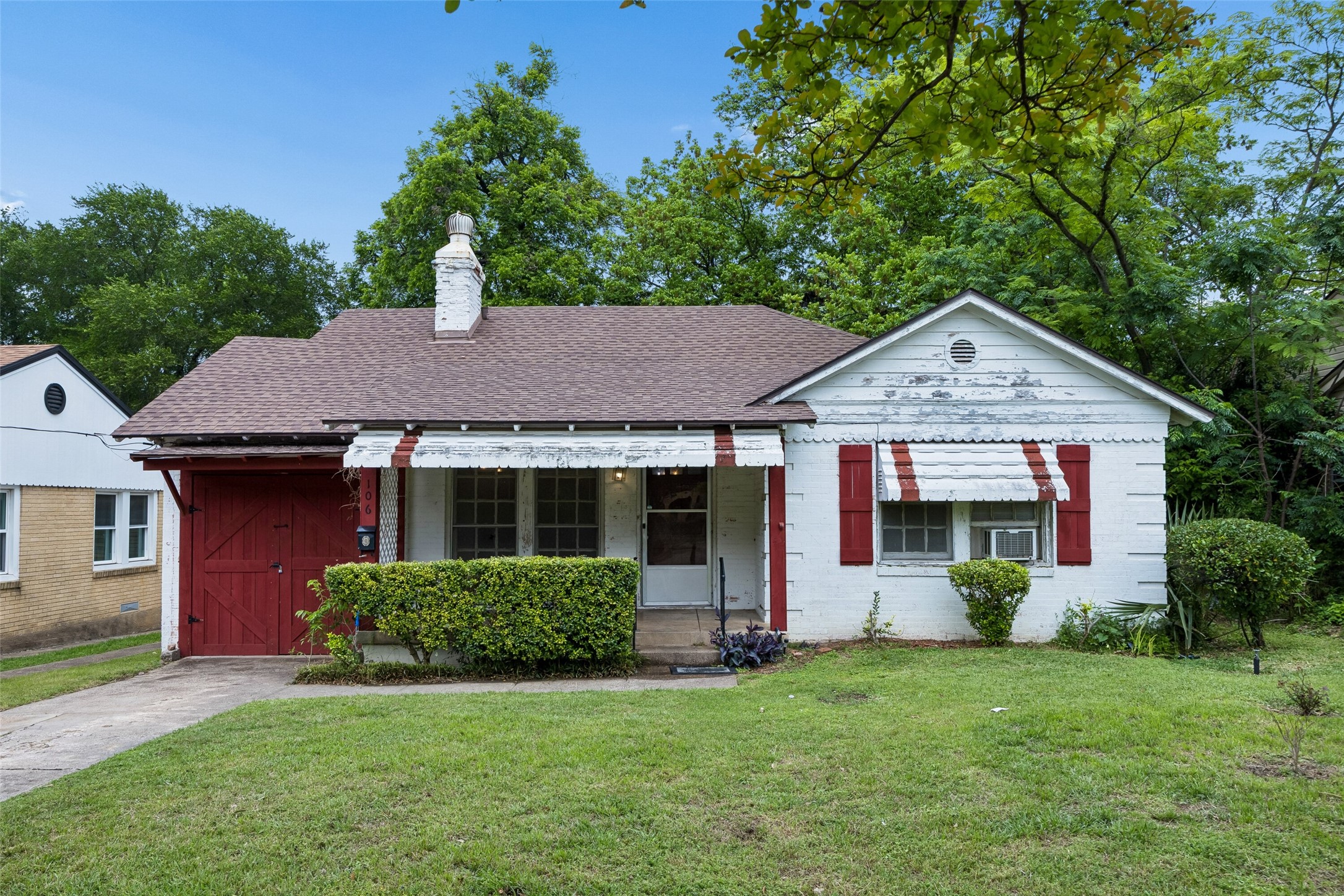 106 N Briscoe Boulevard