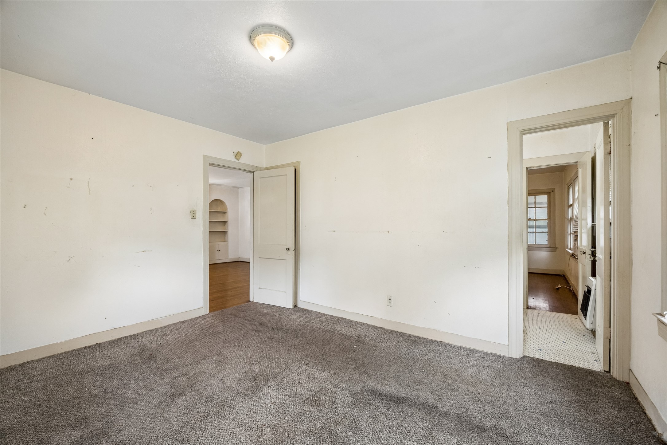 106 N Briscoe Boulevard