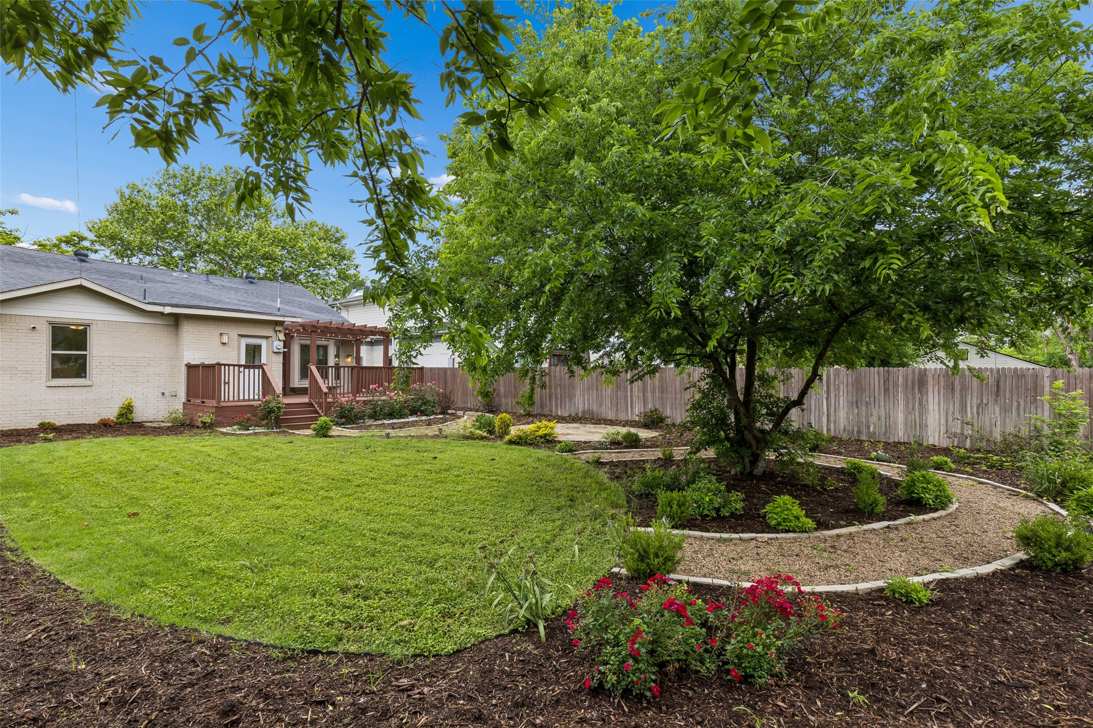310 S Waverly Drive