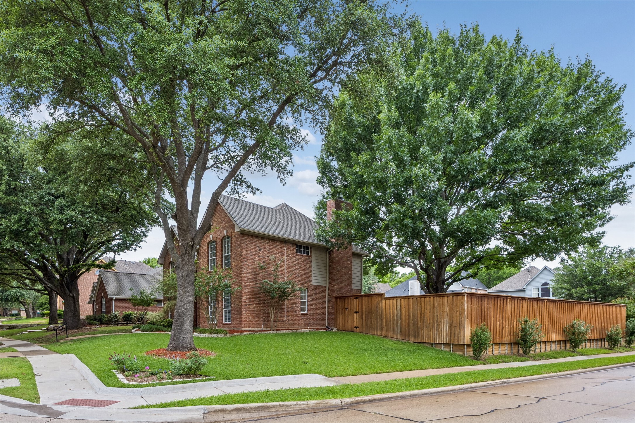 401 Winged Foot Lane
