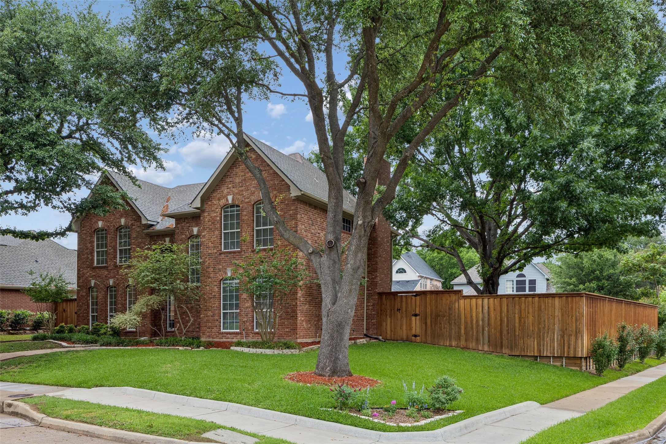 401 Winged Foot Lane