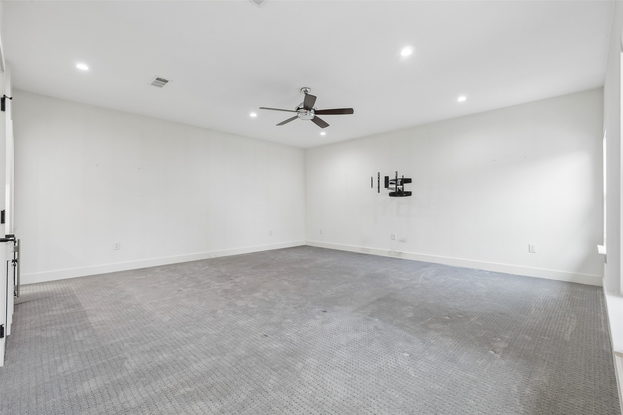 11718 Jamestown Road