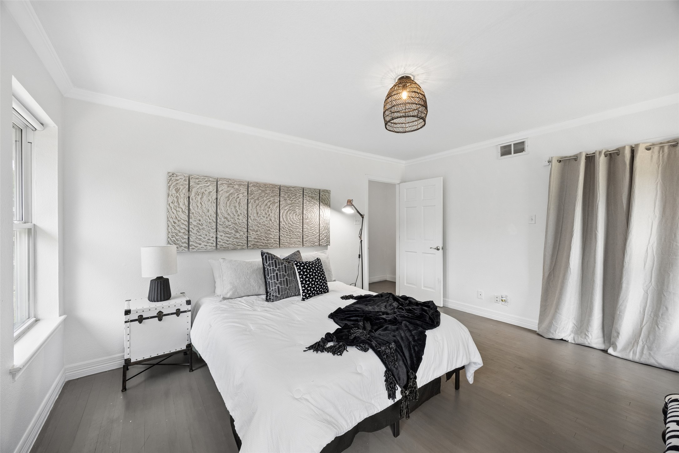 324 N Brighton Avenue