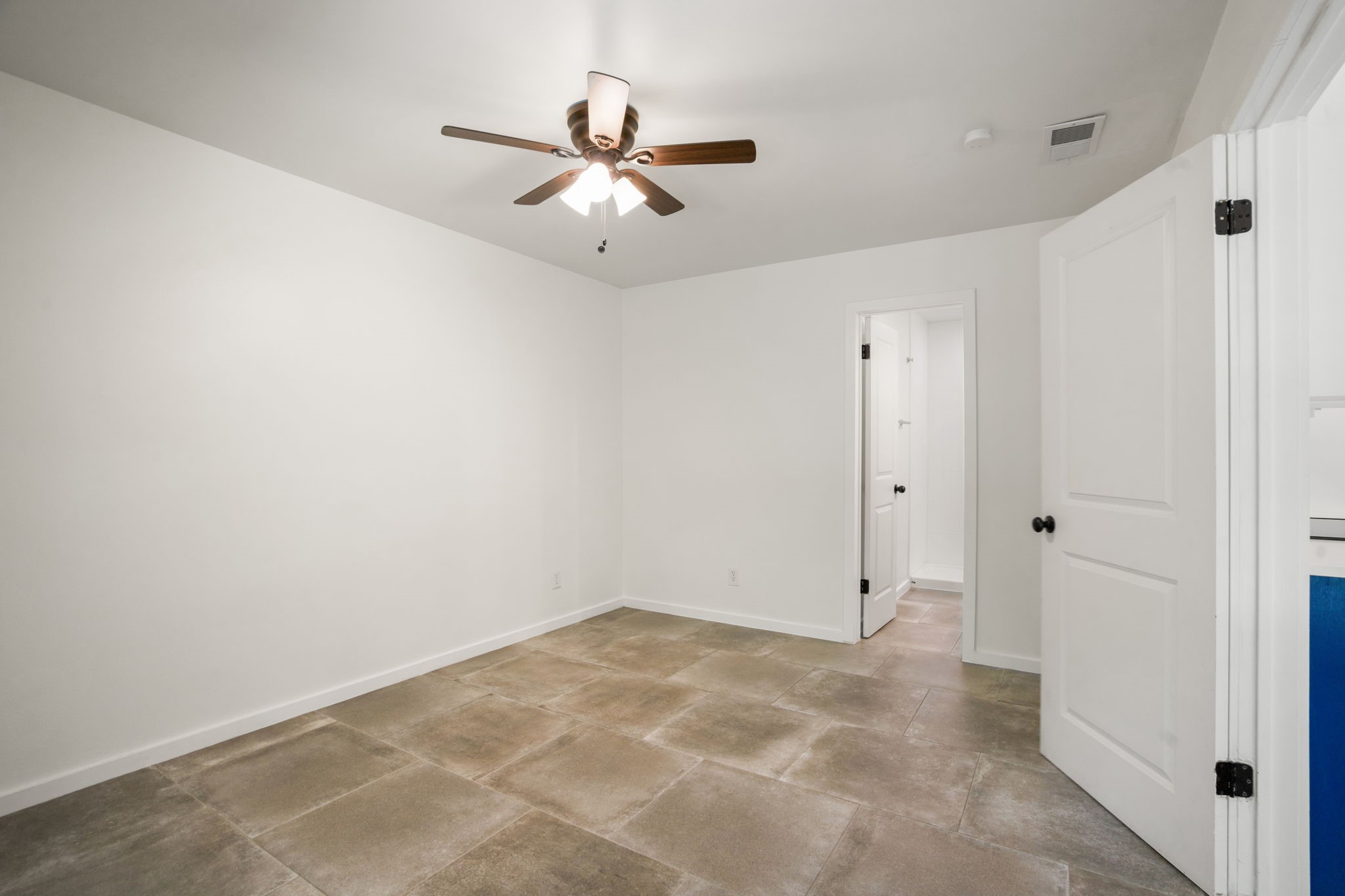 2505 Wedglea Drive 140