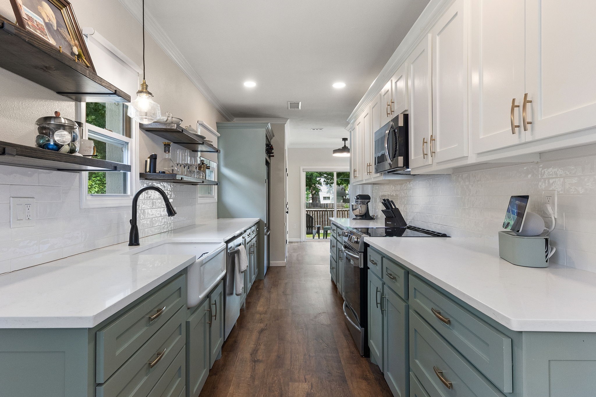 1116 S Montreal Avenue