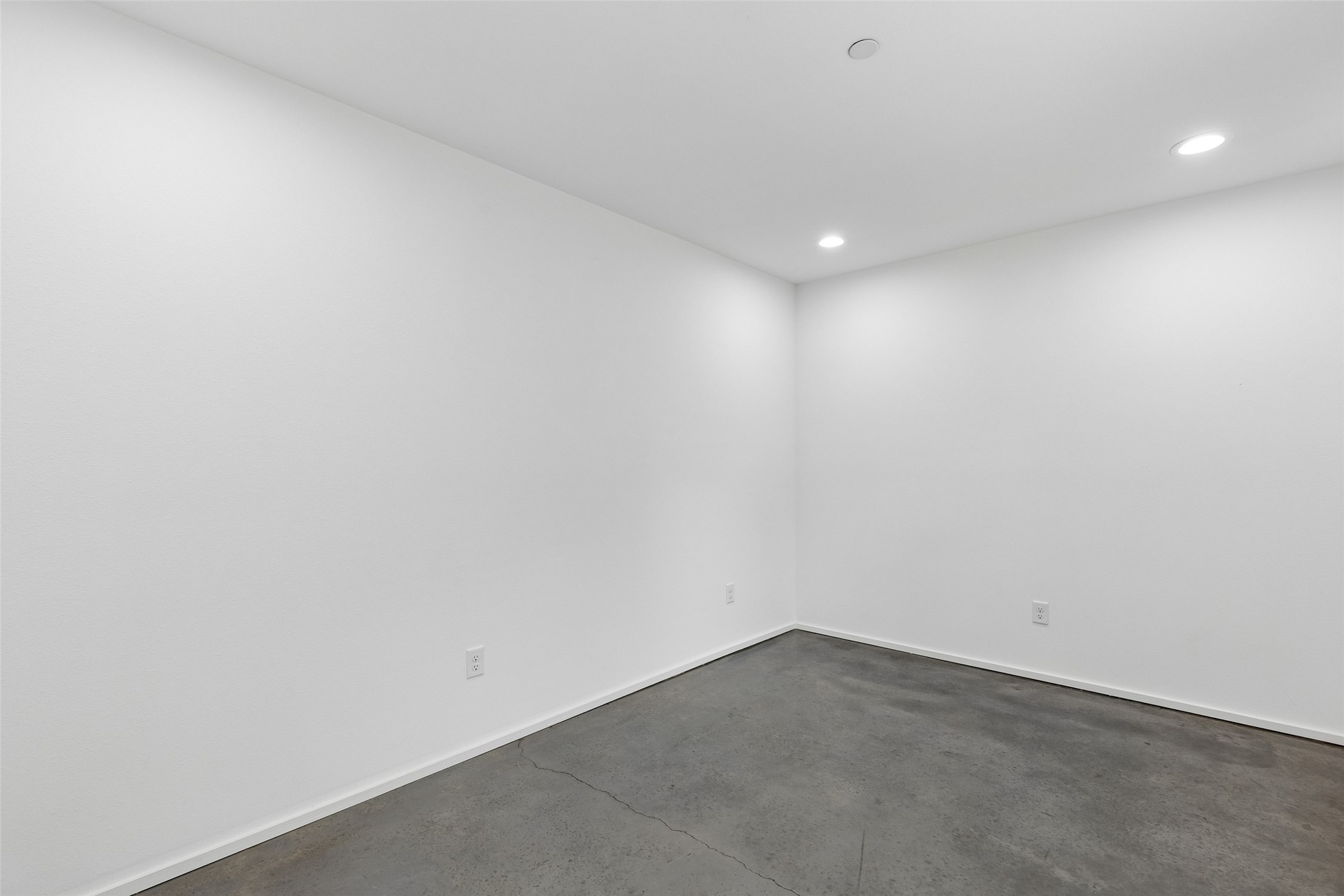 5647 Live Oak Street 101