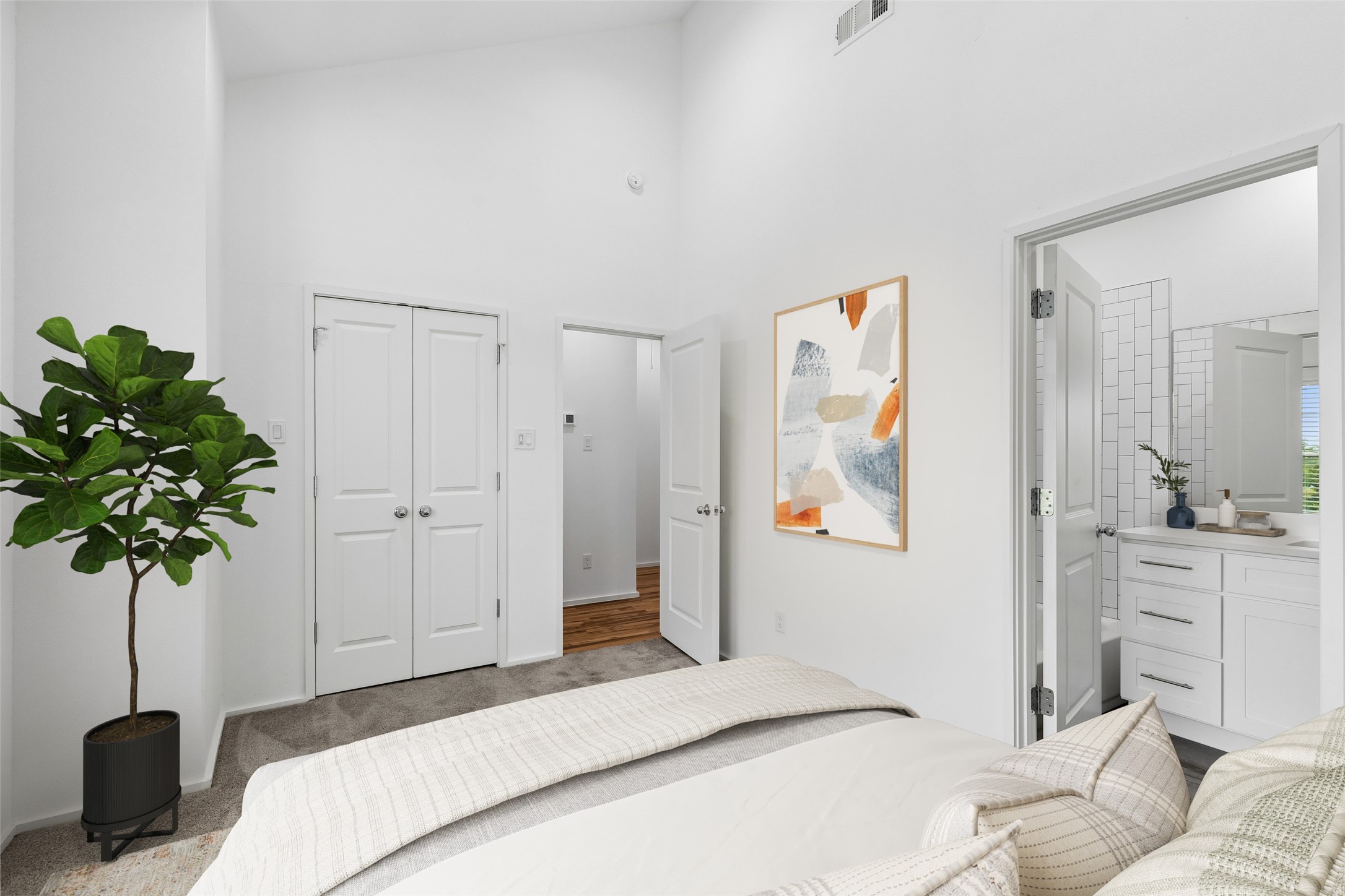 5647 Live Oak Street 101
