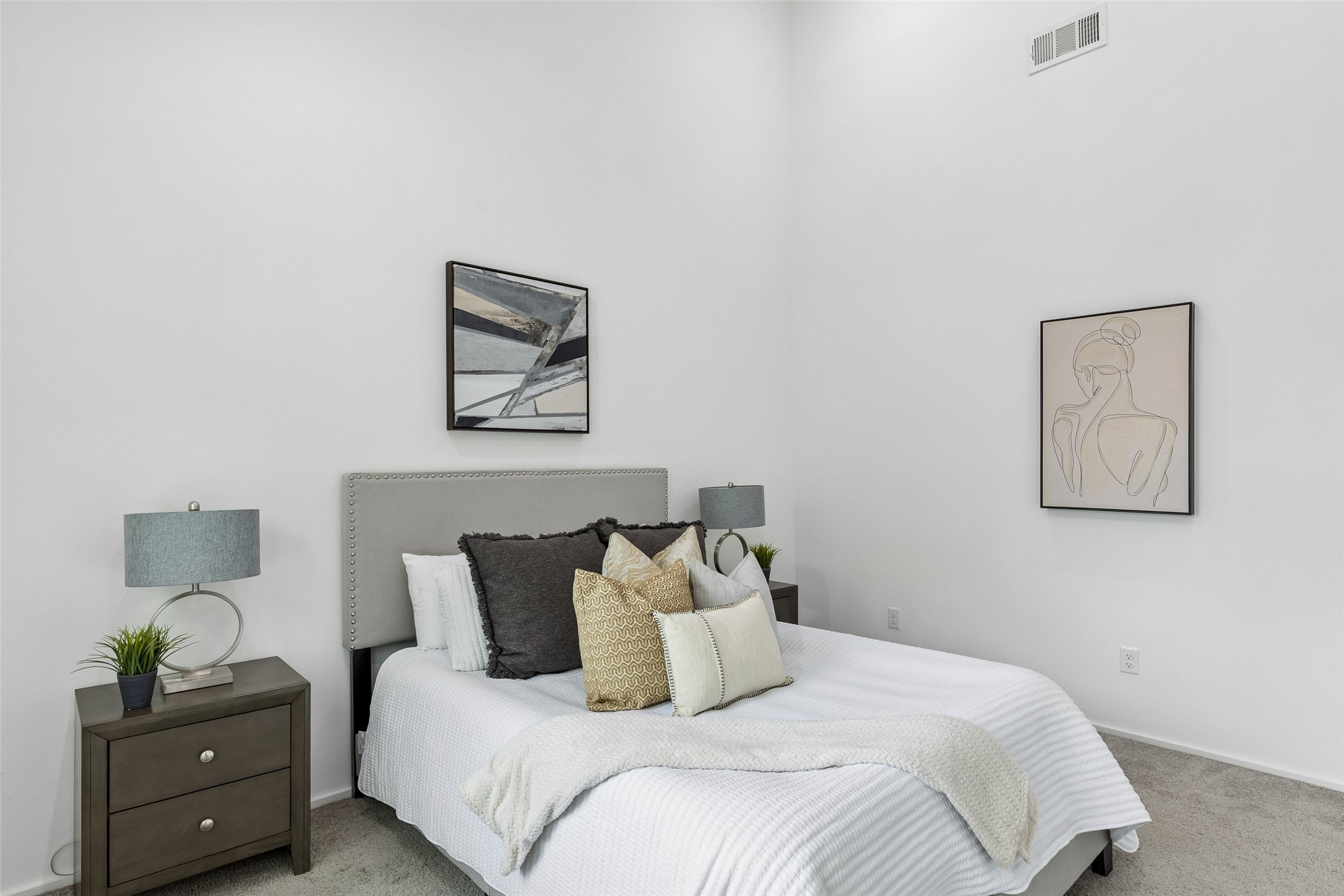 5647 Live Oak Street 101