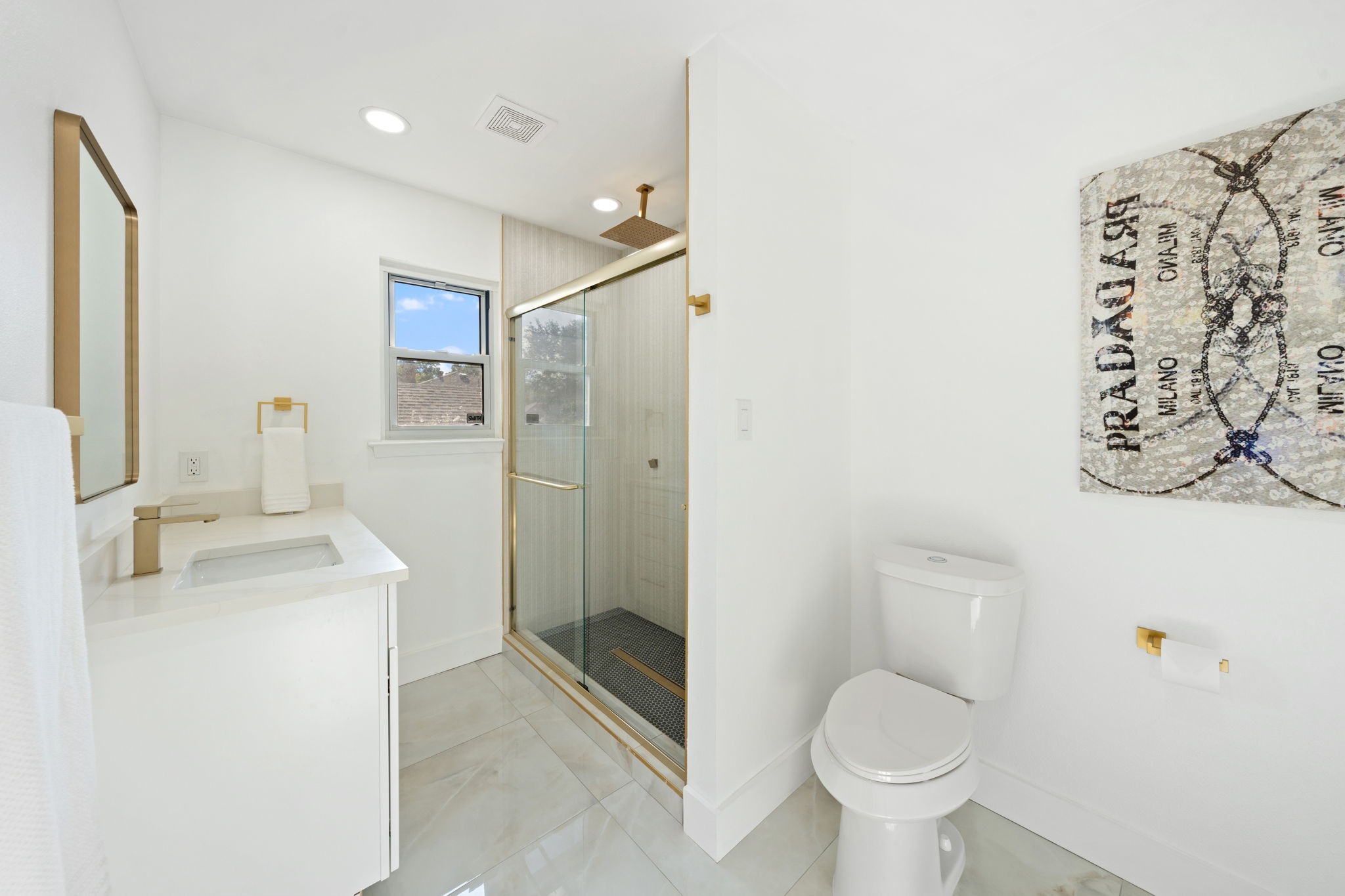 9648 Fallbrook Drive