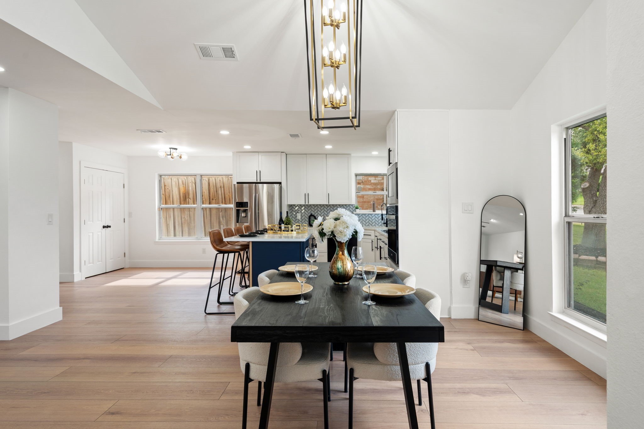 9648 Fallbrook Drive