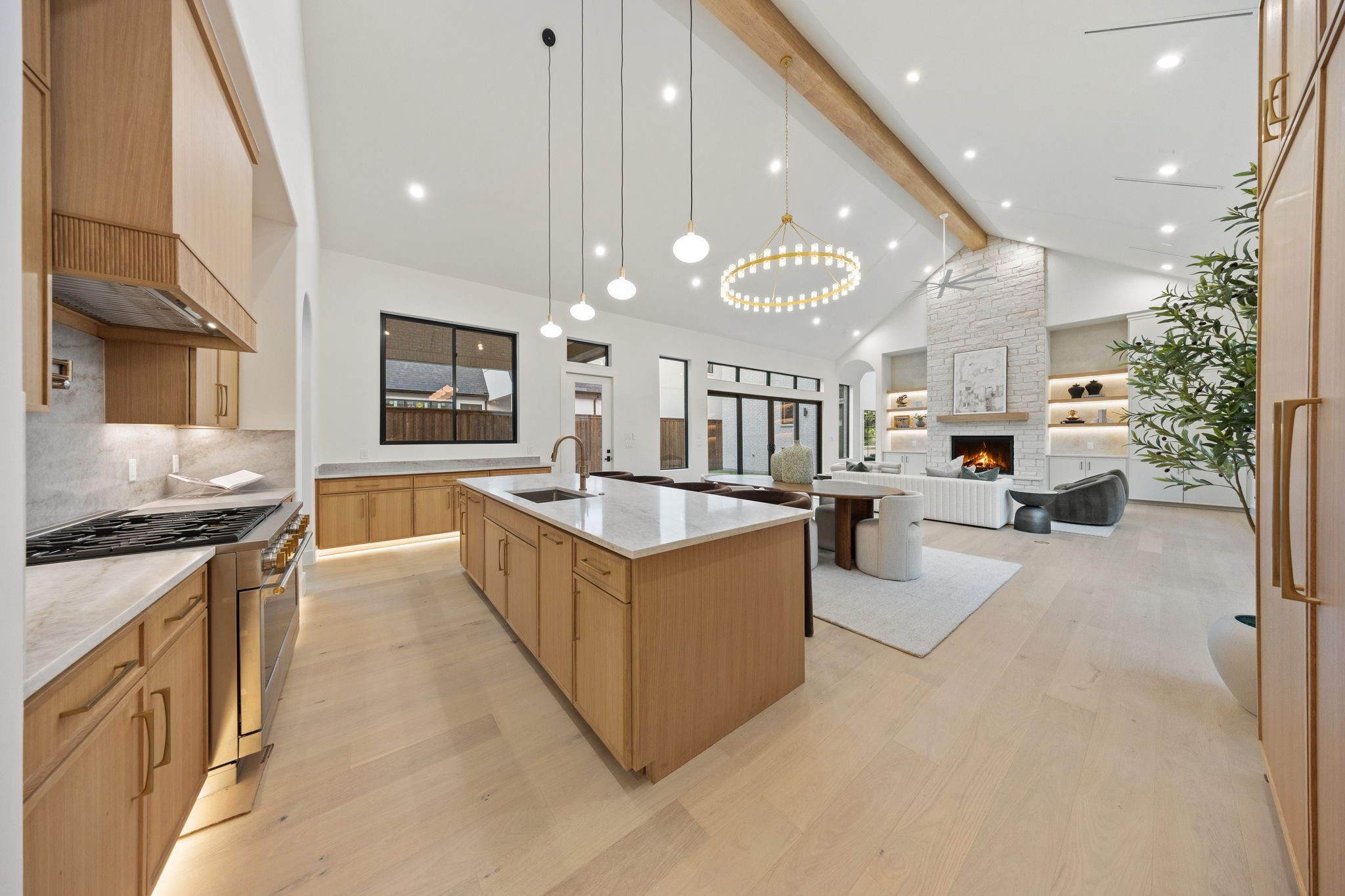 6475 Trammel Drive