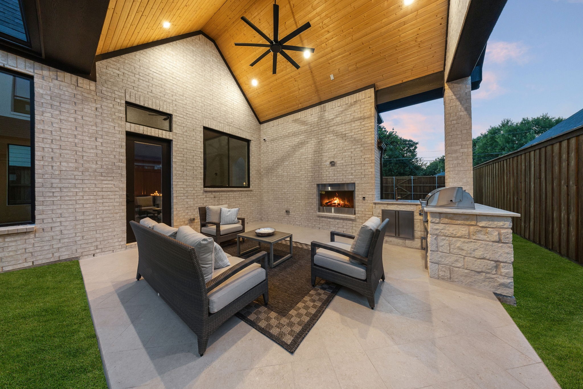 6475 Trammel Drive