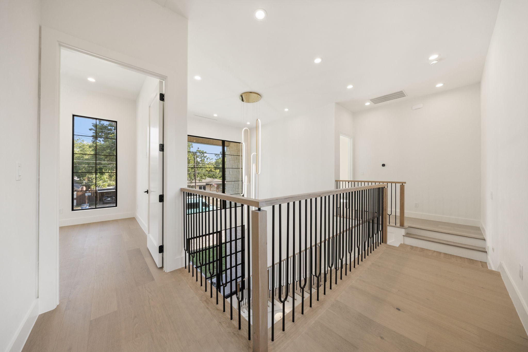 6475 Trammel Drive