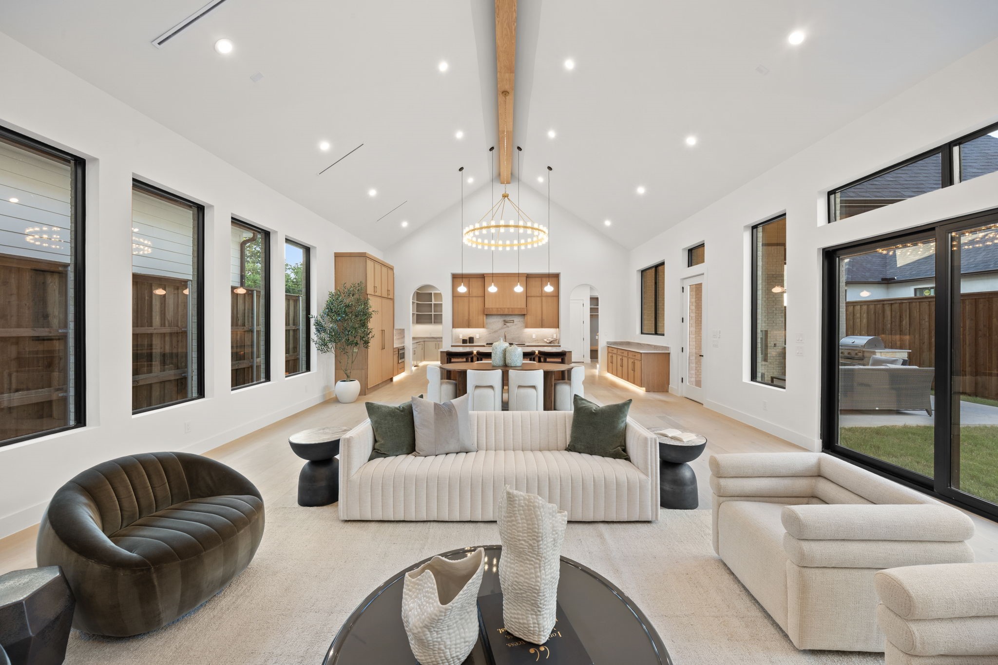 6475 Trammel Drive