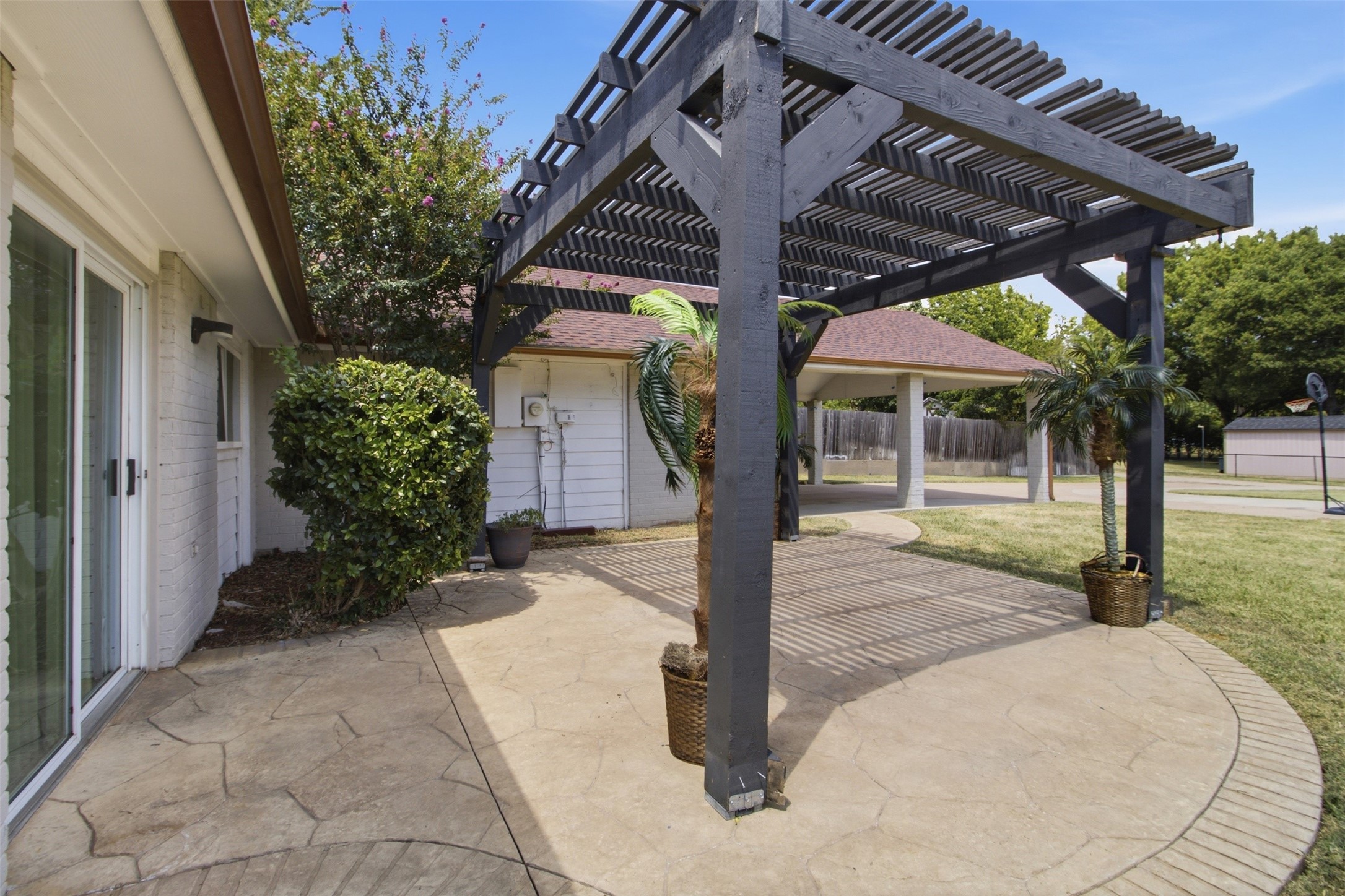 3709 Yaupon Drive