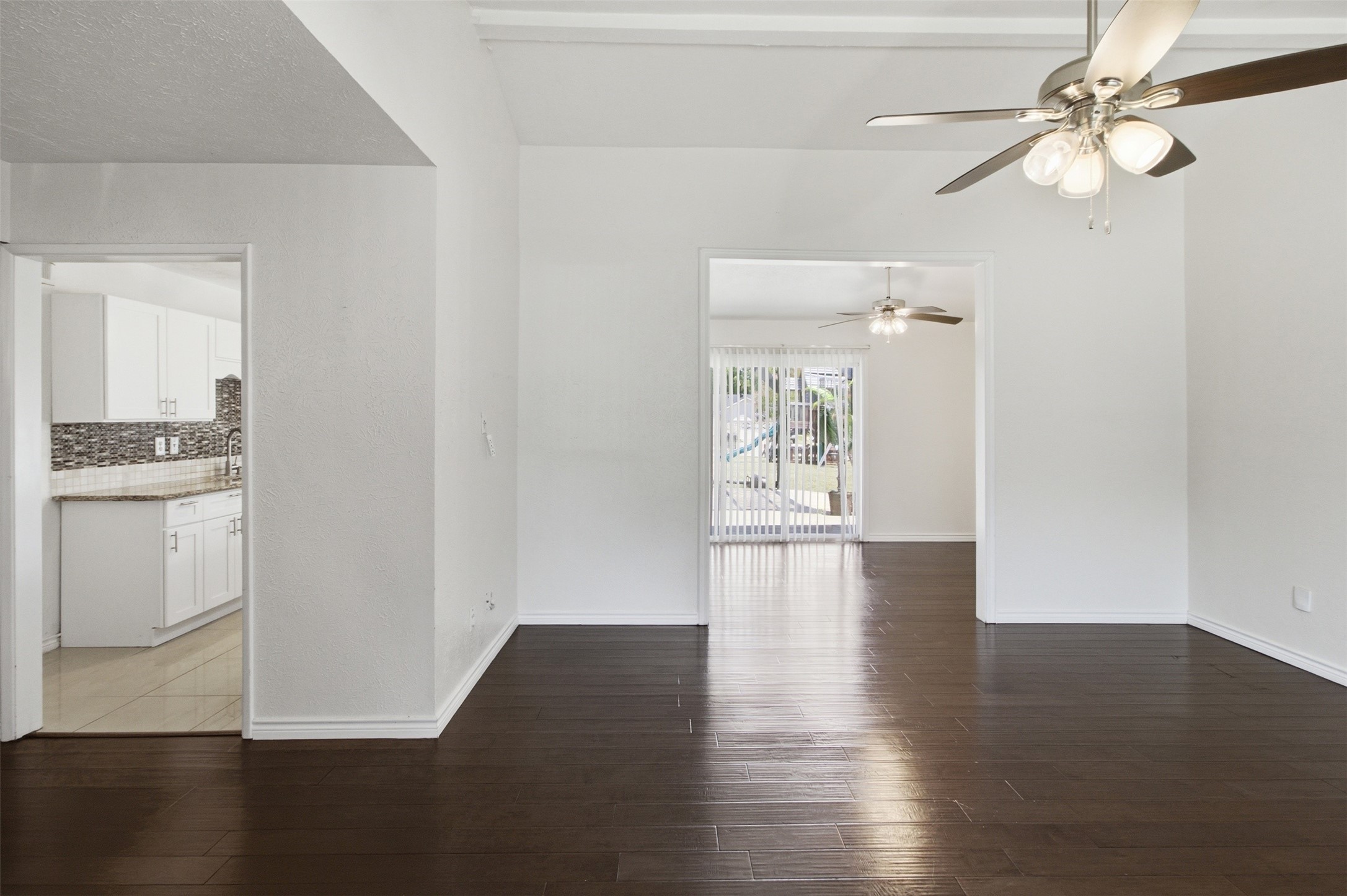 3709 Yaupon Drive