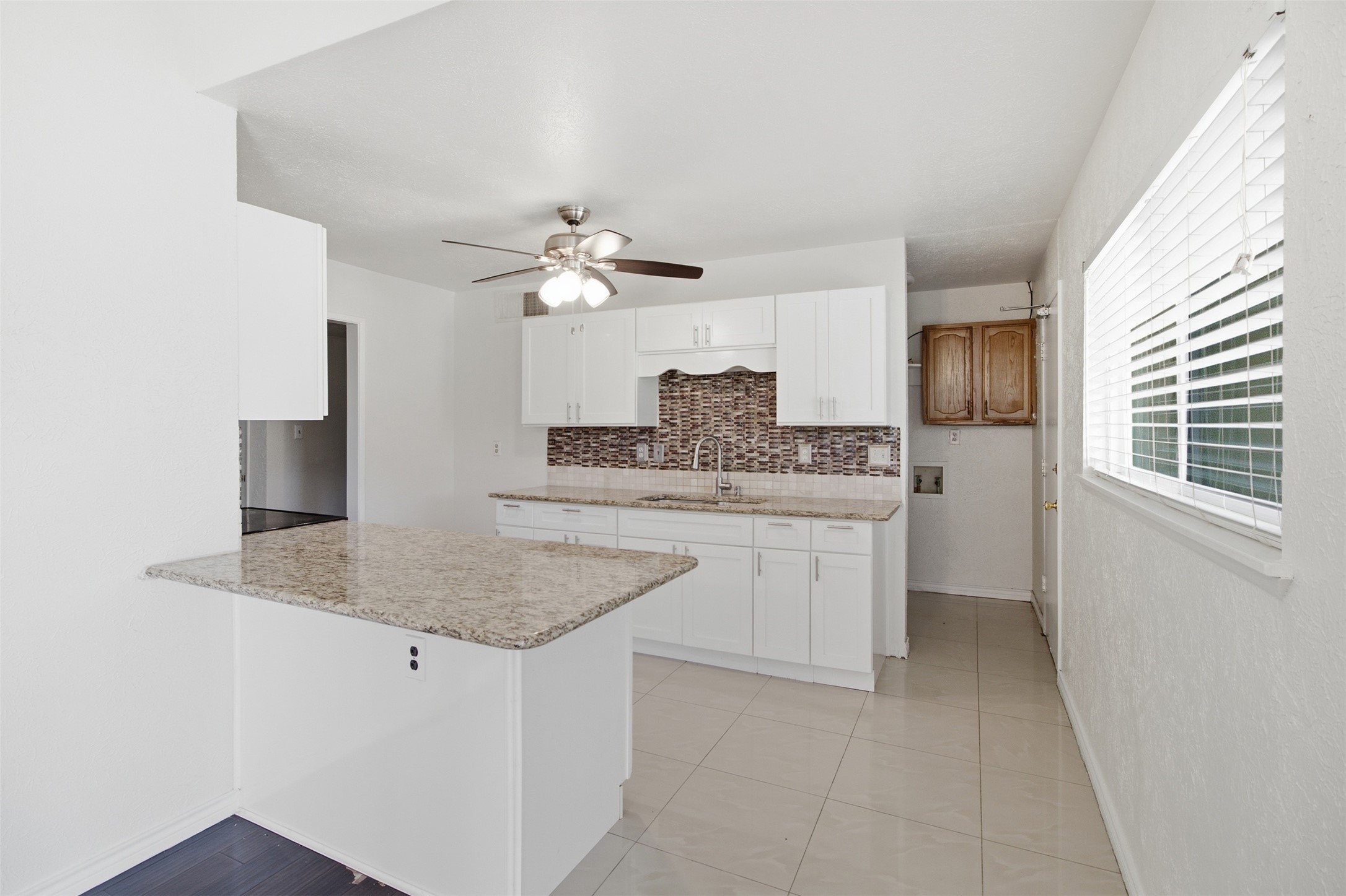 3709 Yaupon Drive