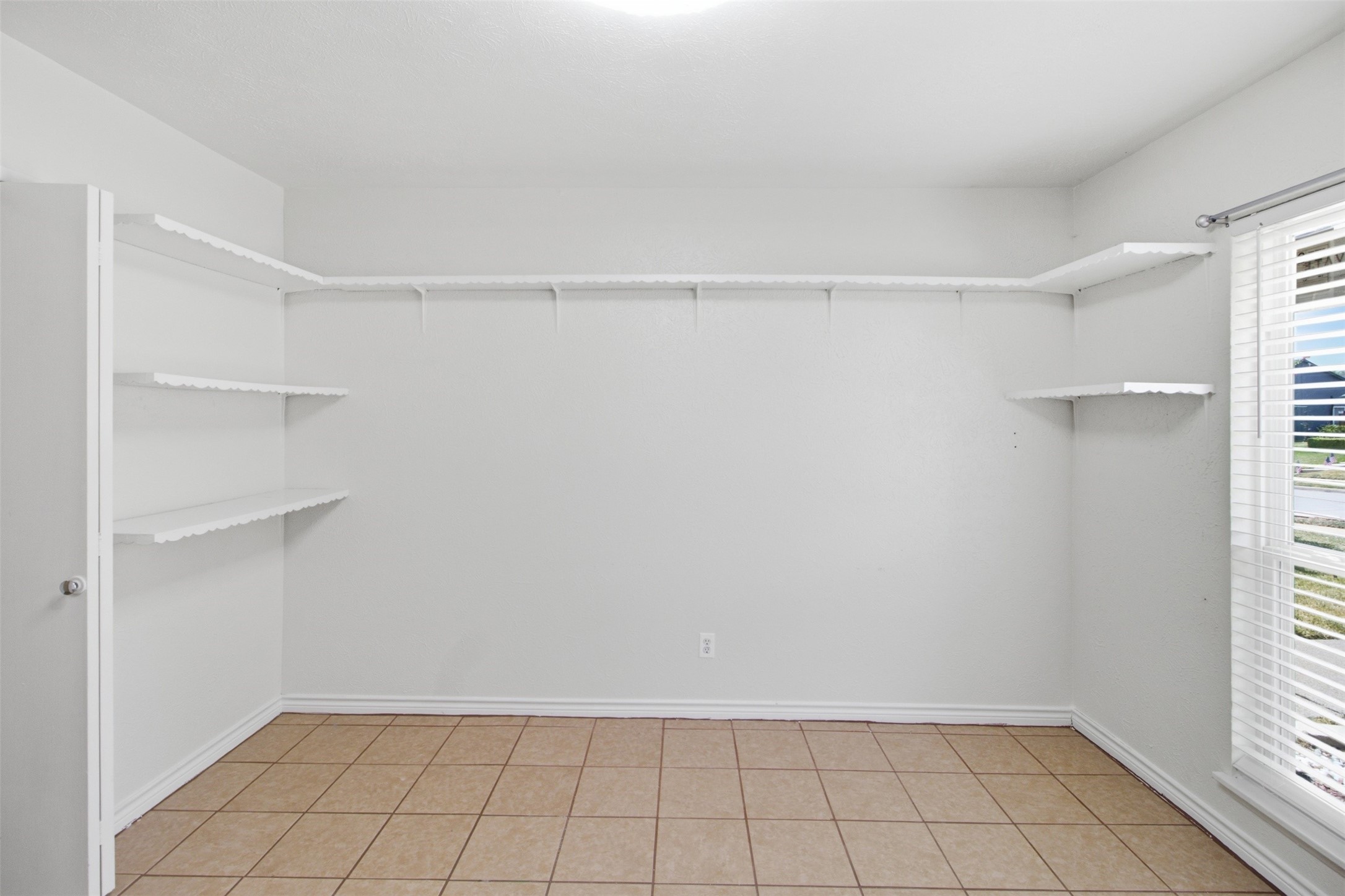 3709 Yaupon Drive