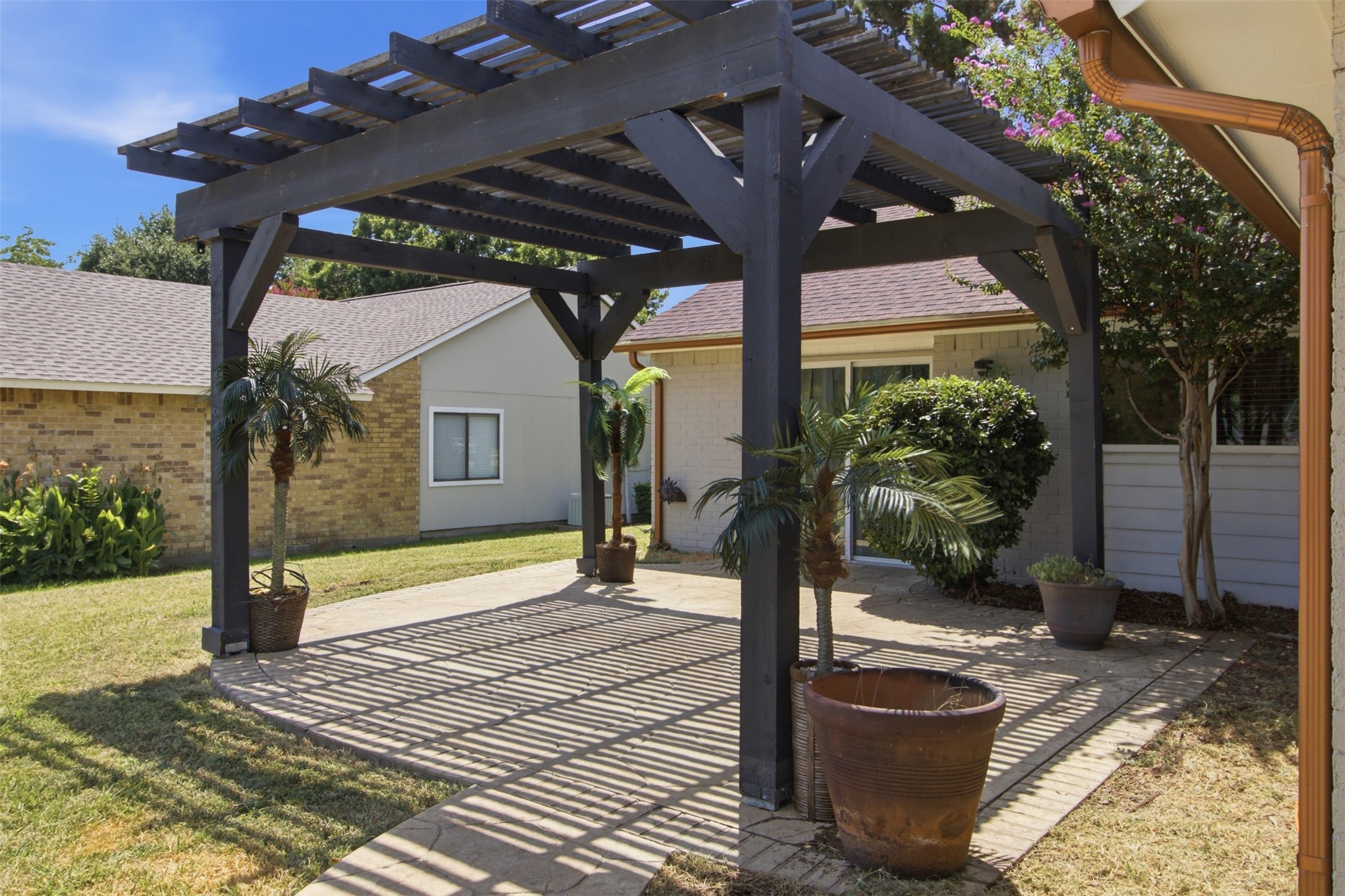 3709 Yaupon Drive